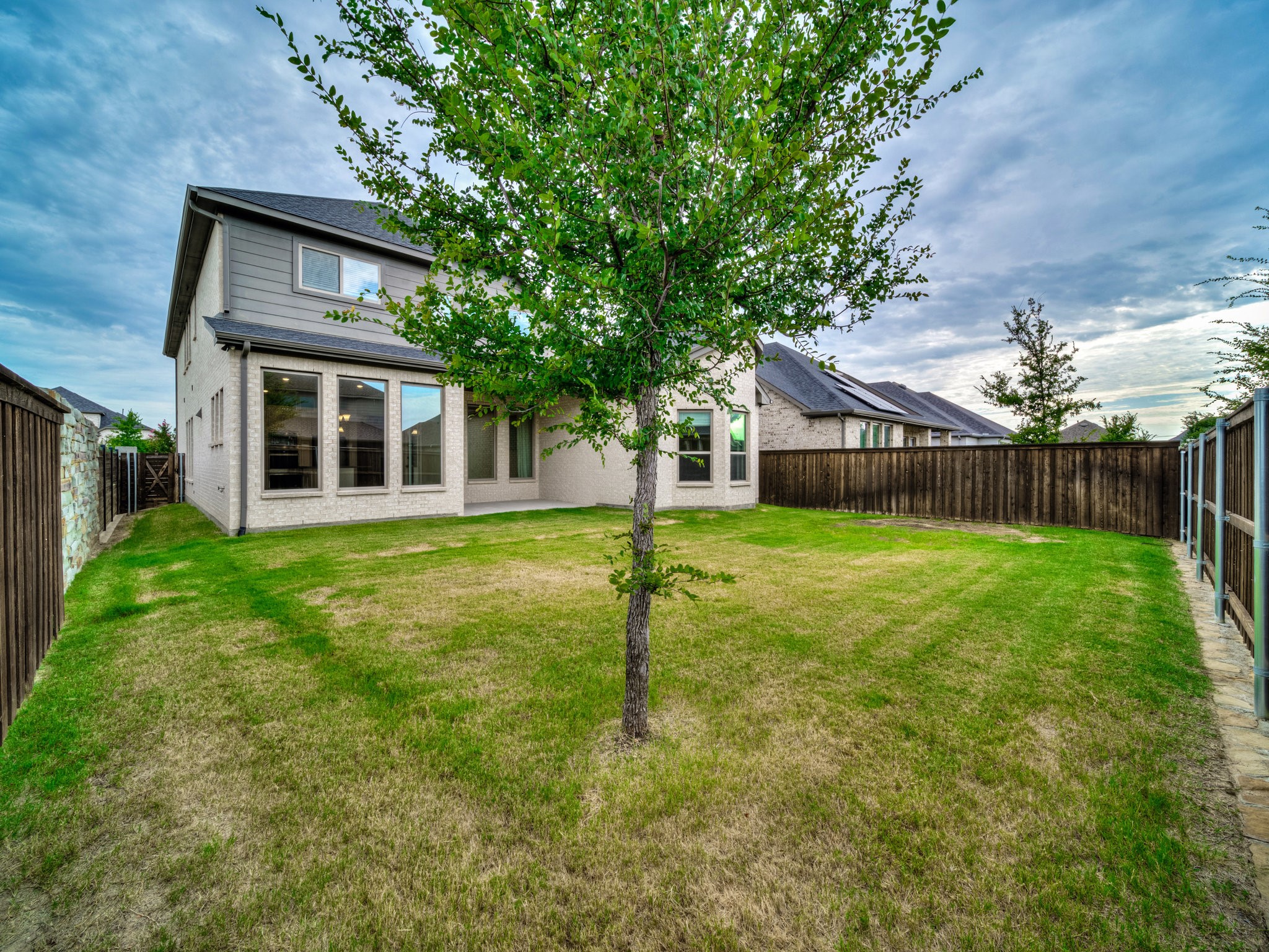1021 Warner Ridge Northlake TX 76226