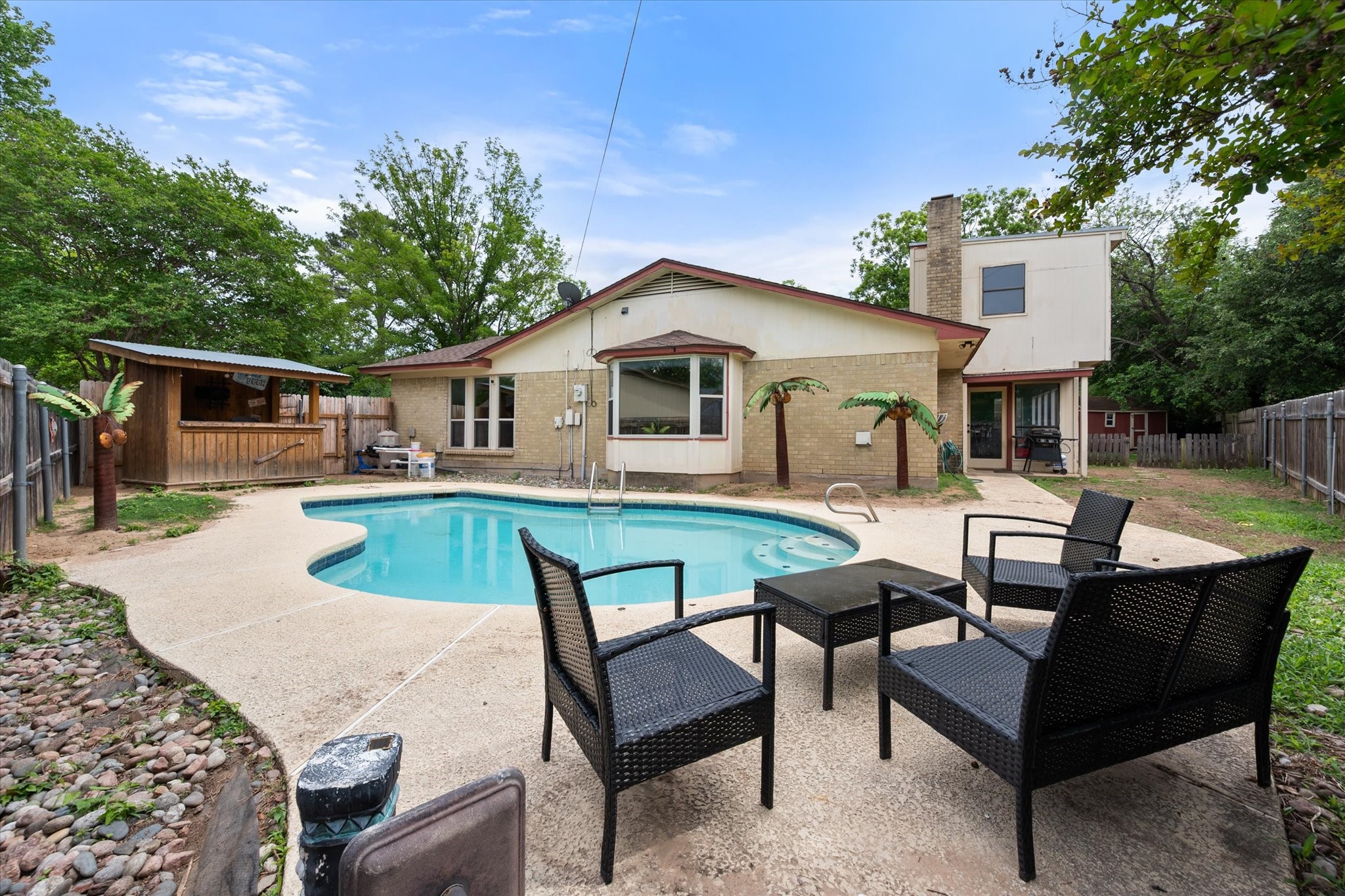802 Crest Oak Court Arlington TX 76012