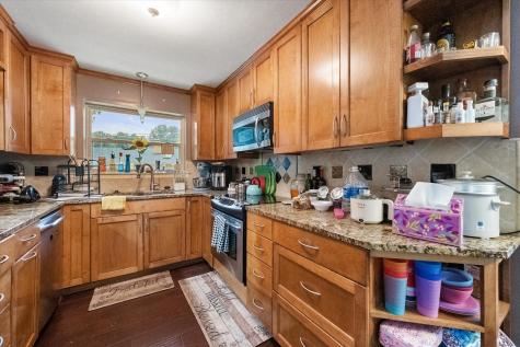 802 Crest Oak Court Arlington TX 76012