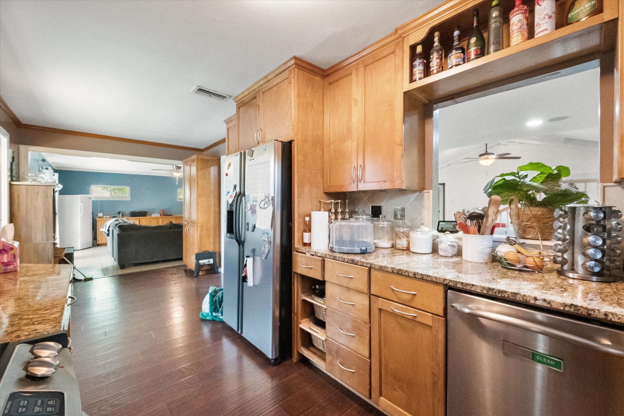 802 Crest Oak Court Arlington TX 76012
