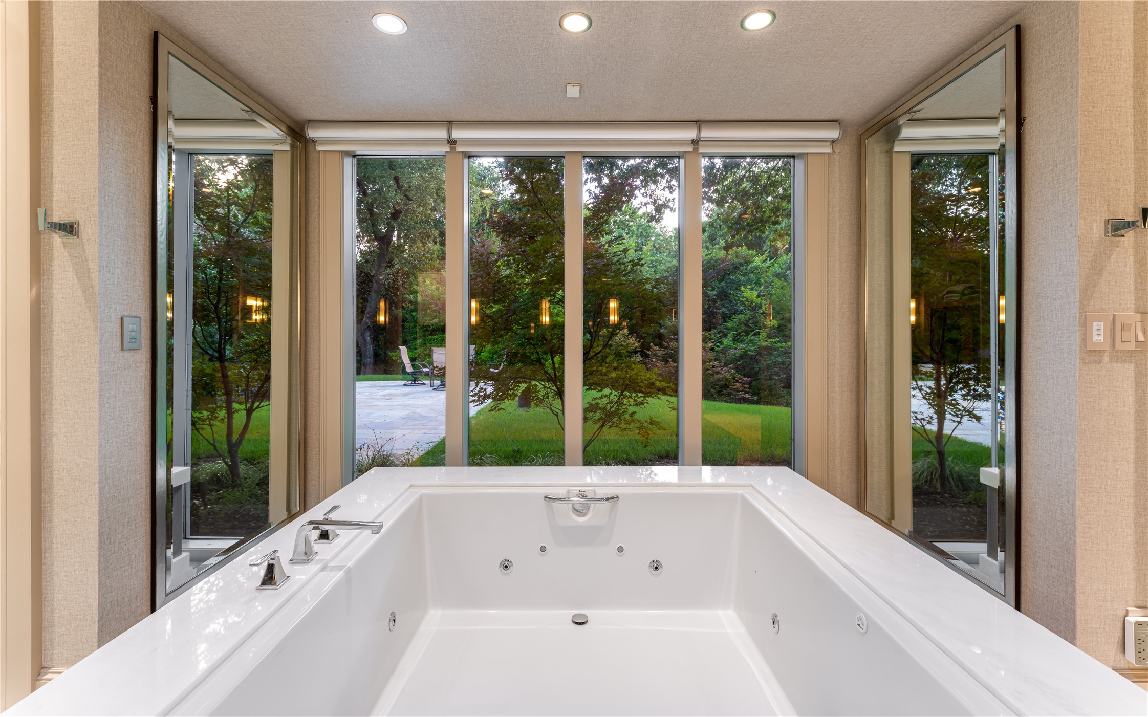 10989 Crooked Creek Drive Dallas TX 75229