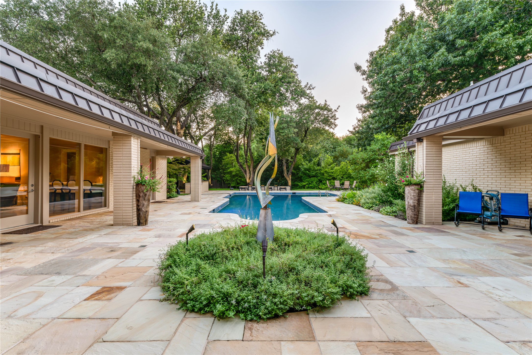 10989 Crooked Creek Drive Dallas TX 75229