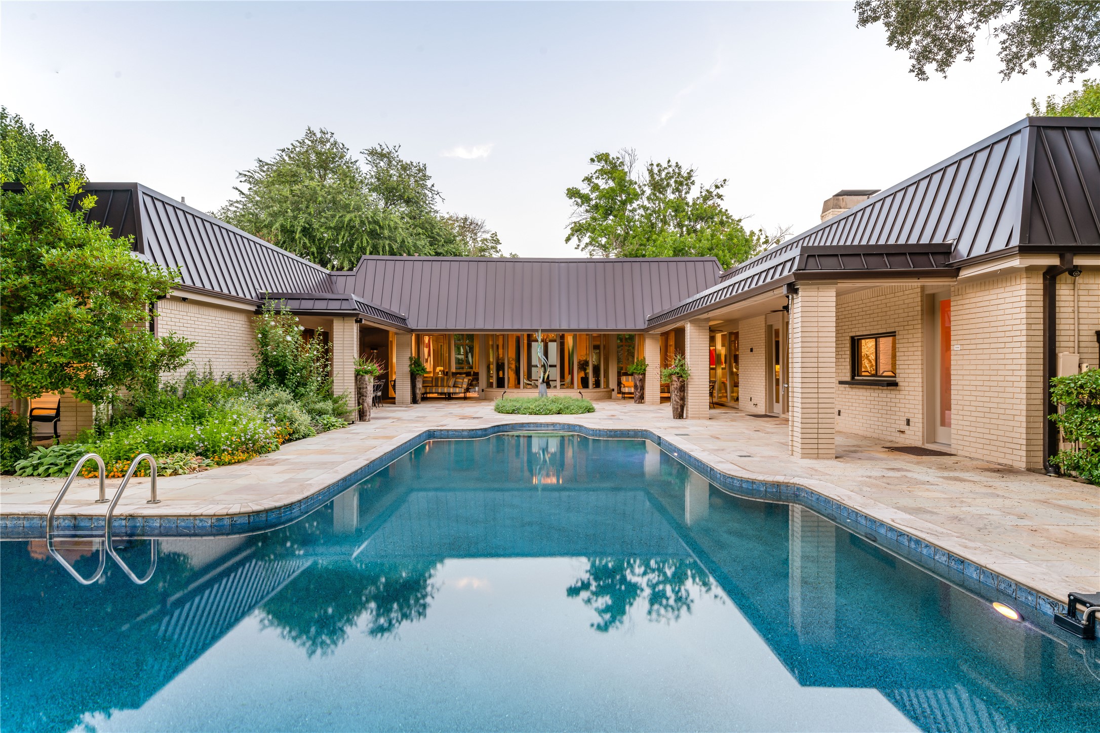 10989 Crooked Creek Drive Dallas TX 75229