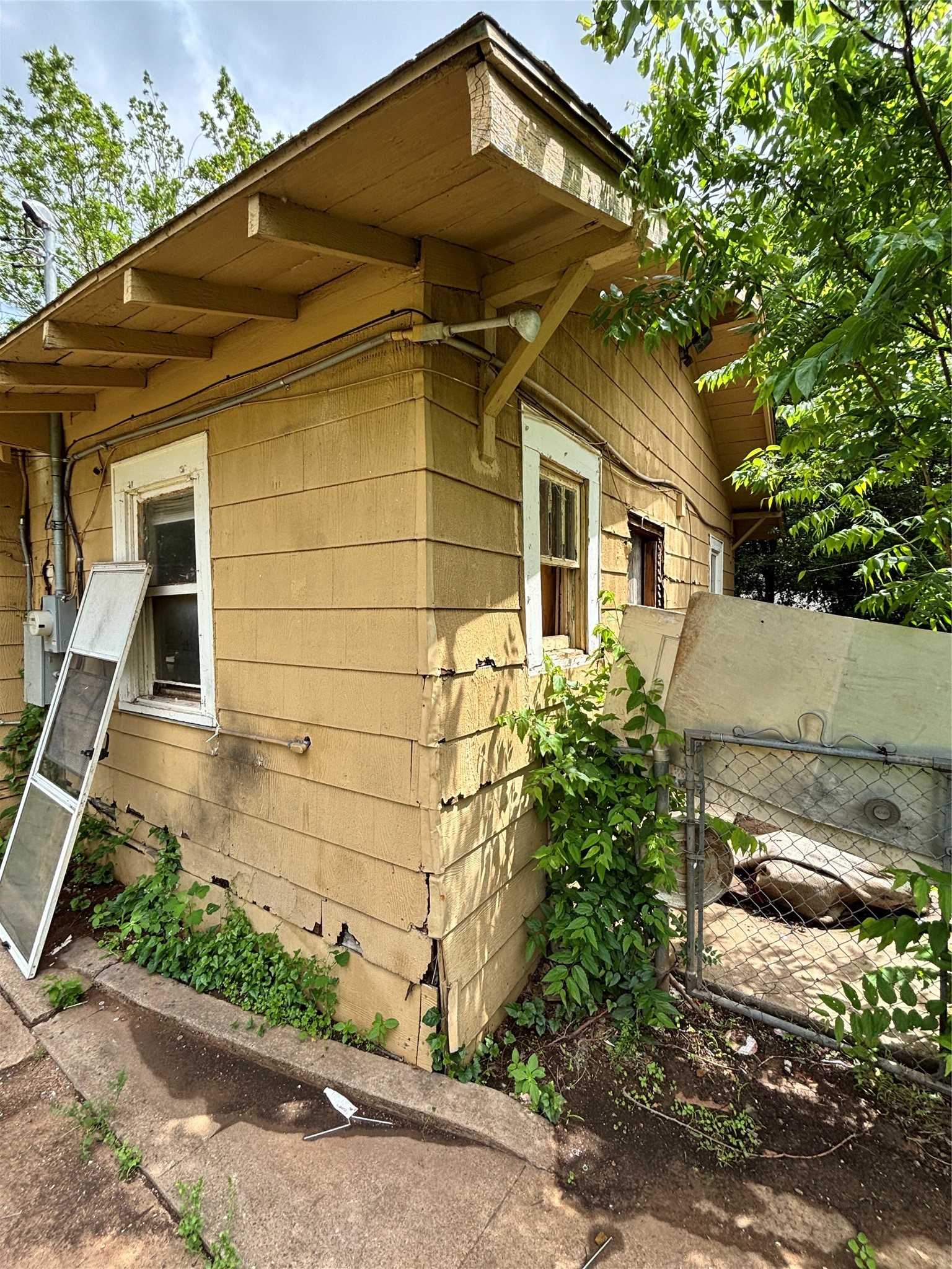 2006 Giddings Street Wichita Falls TX 76309