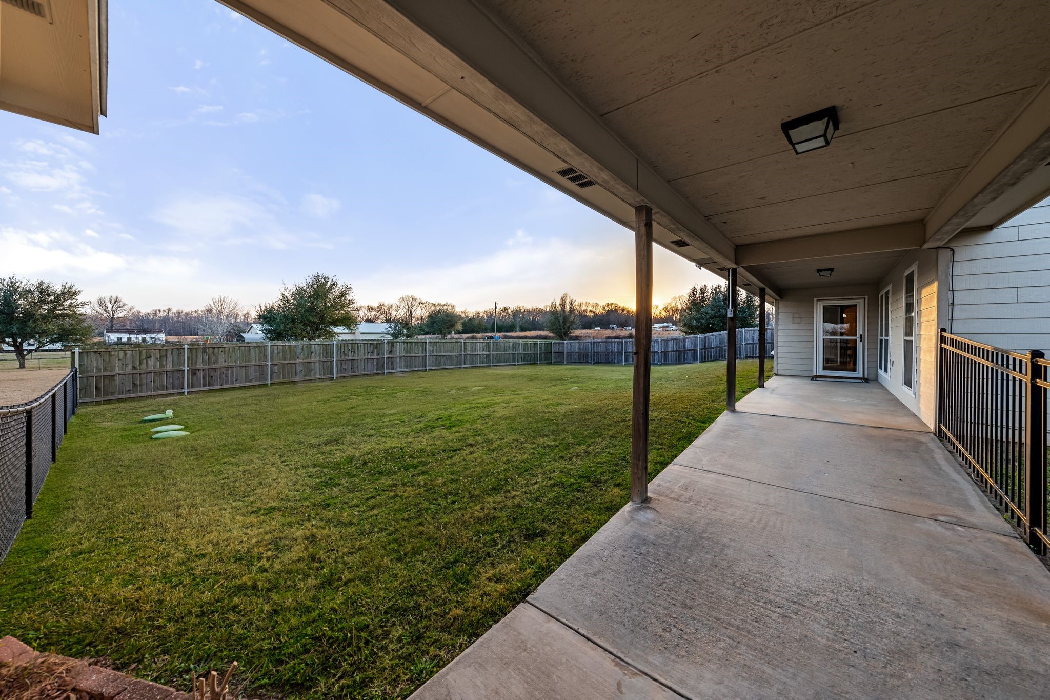 2801 County Road 1600 Alba TX 75410