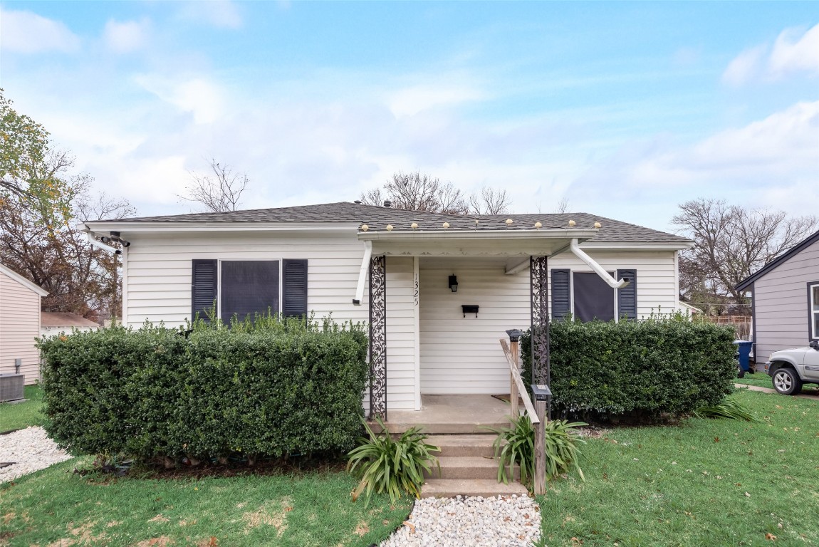 1325 Meadowbrook Drive Garland TX 75040