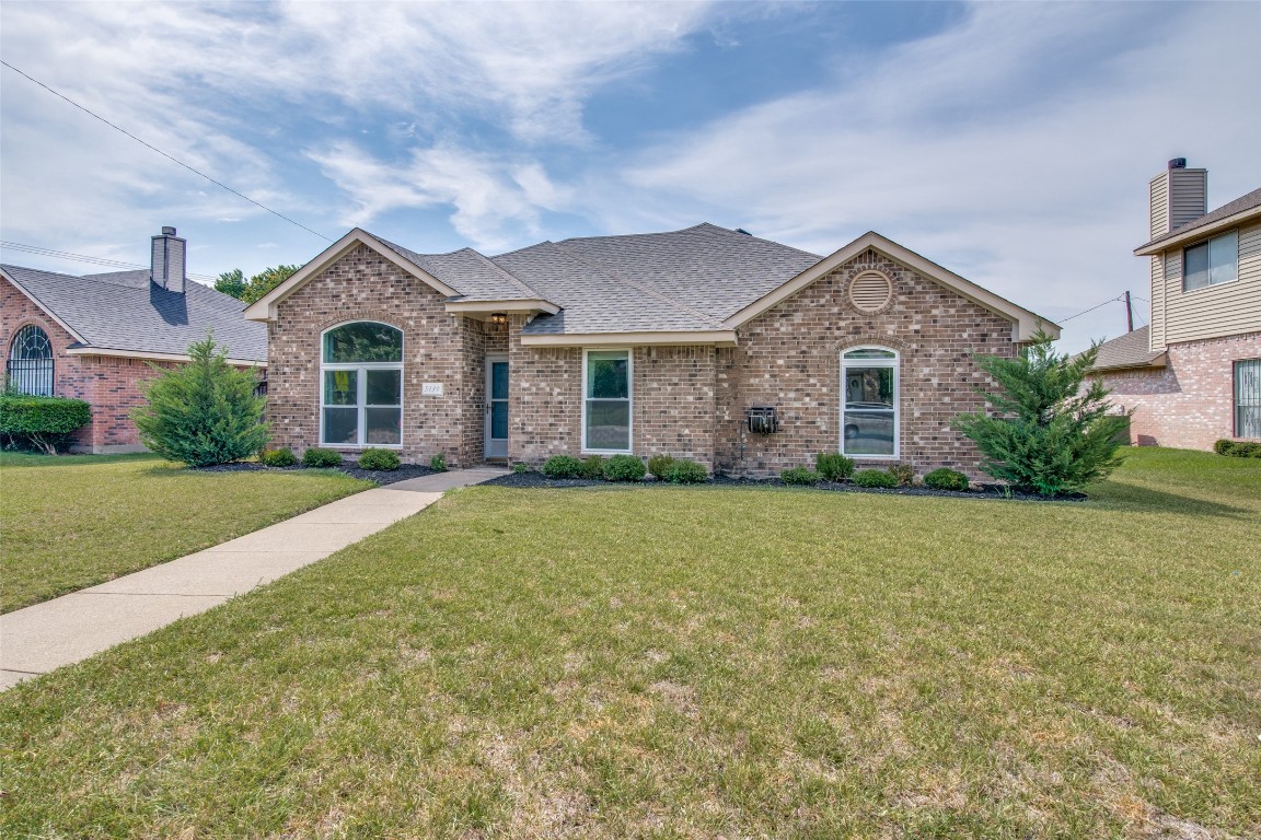 5139 Berridge Lane Dallas TX 75227