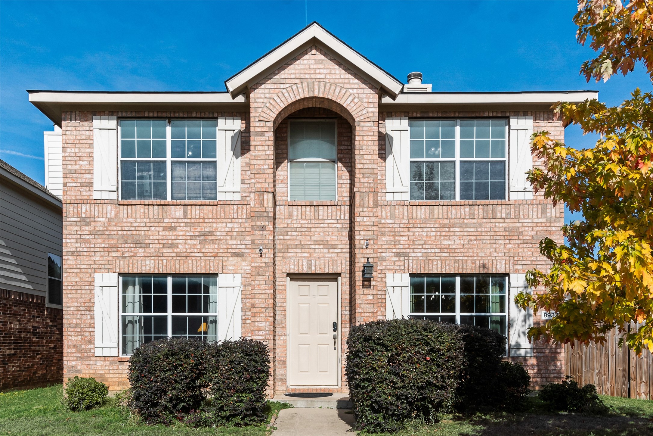 8933 Tucker Street Cross Roads TX 76227