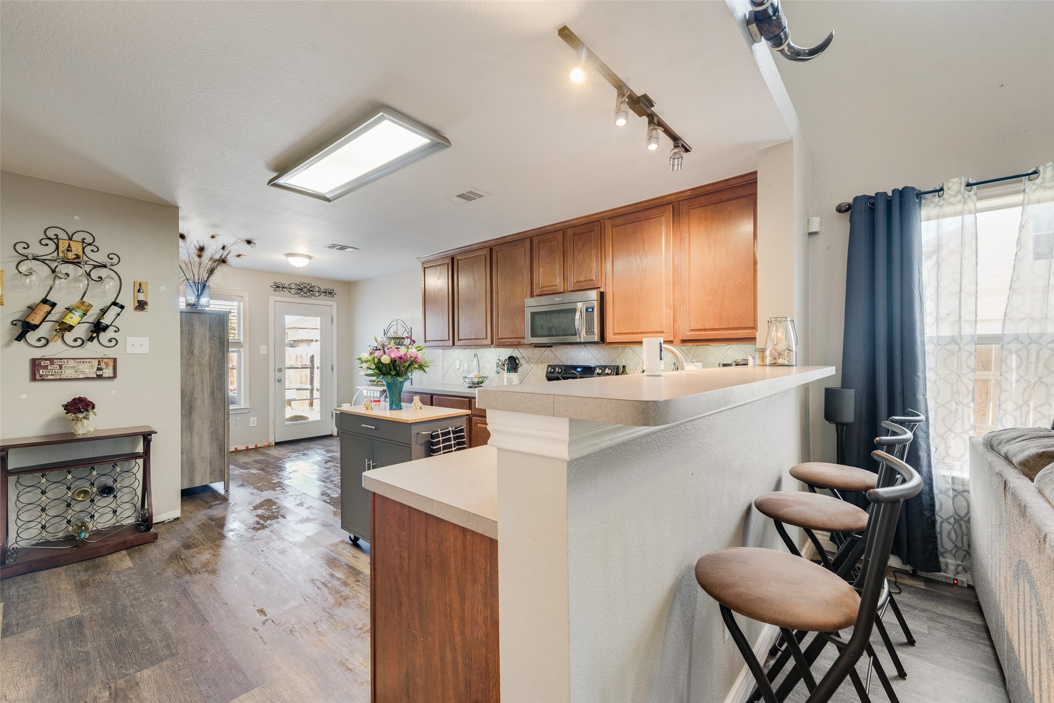 8933 Tucker Street Cross Roads TX 76227