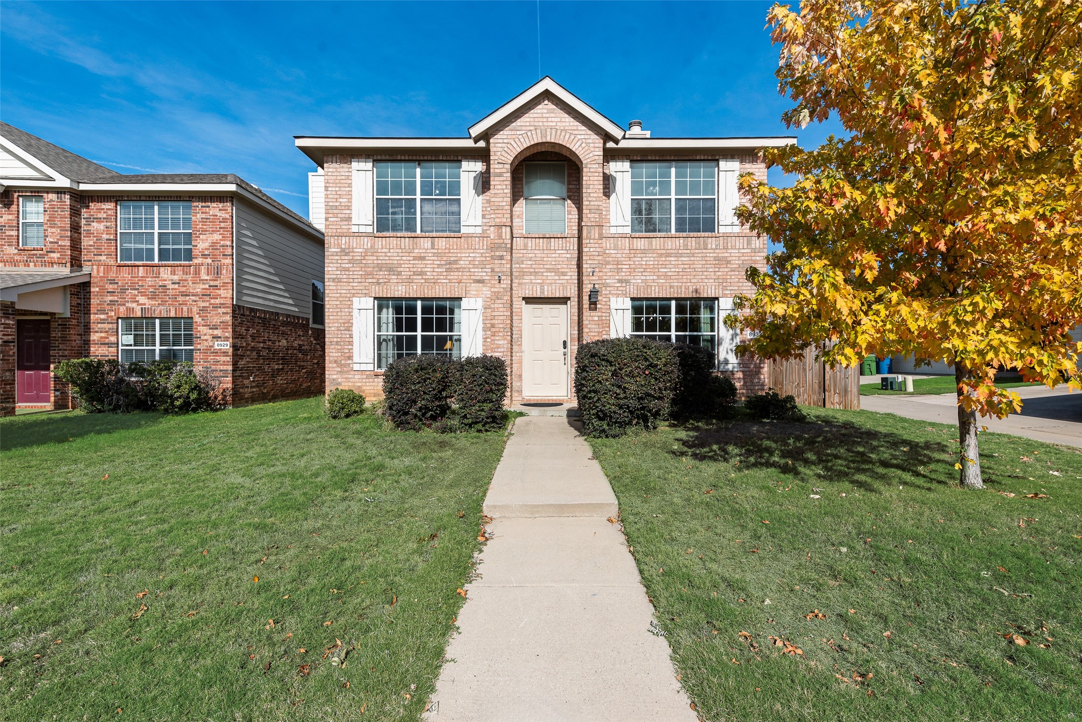 8933 Tucker Street Cross Roads TX 76227