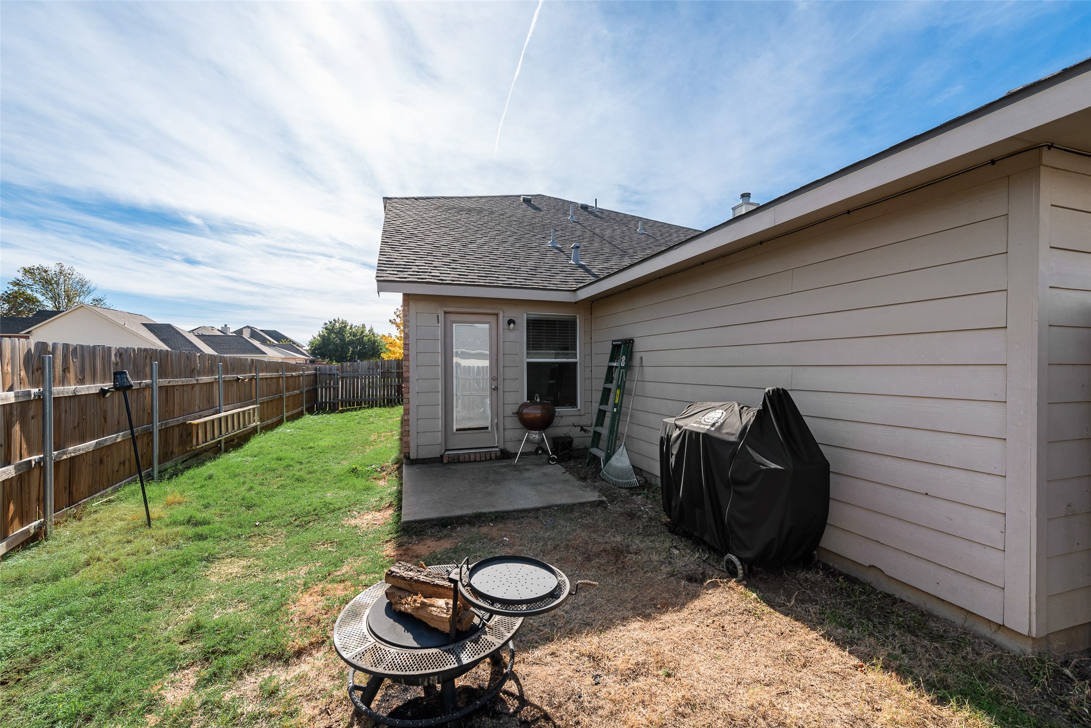 8933 Tucker Street Cross Roads TX 76227