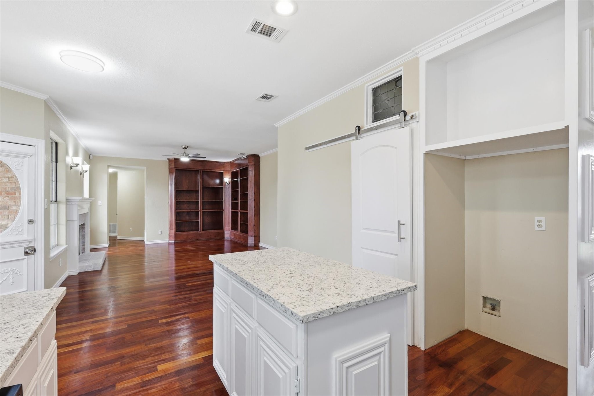 6204 Kingswood Drive Arlington TX 76001