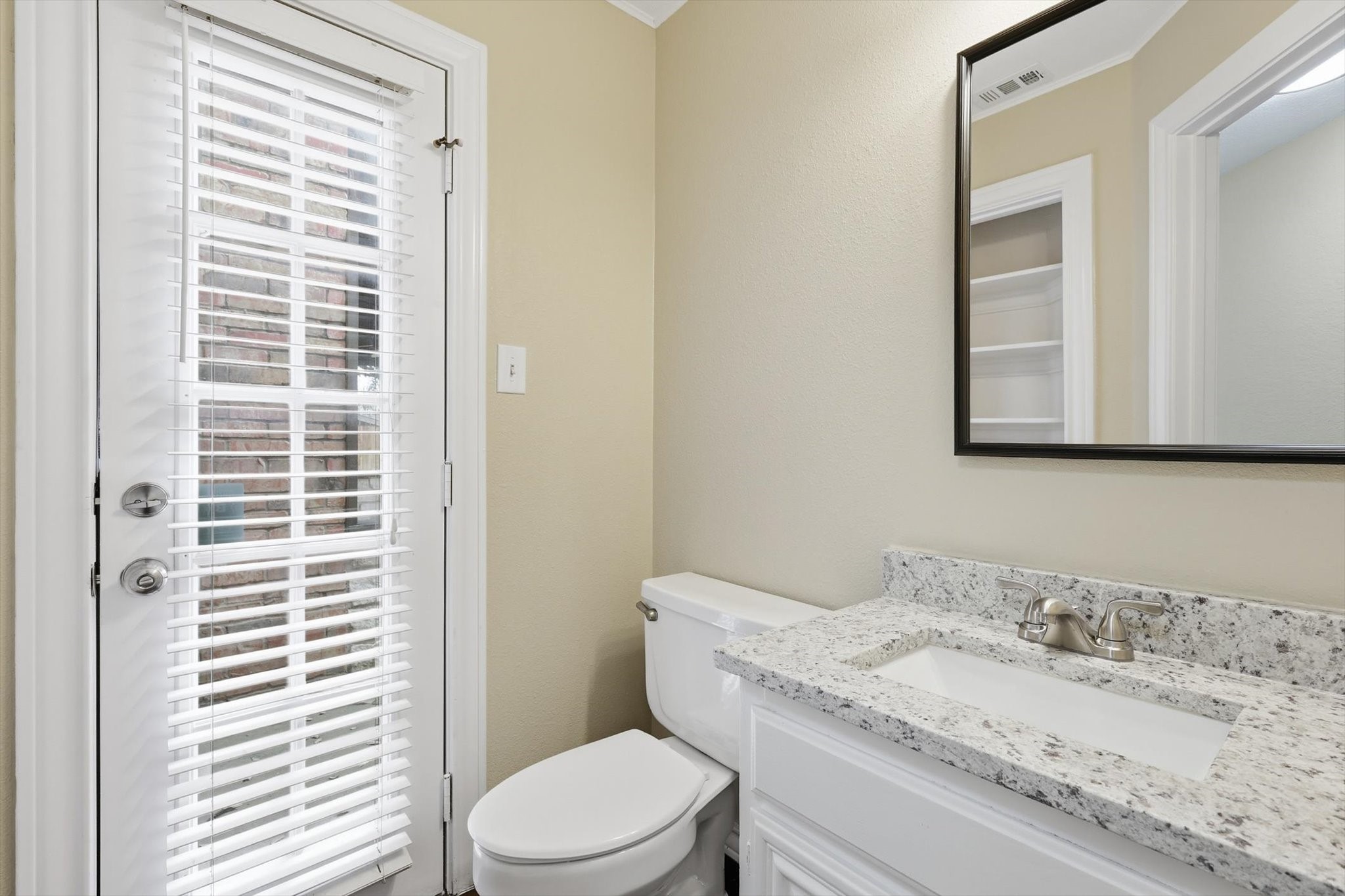 6204 Kingswood Drive Arlington TX 76001