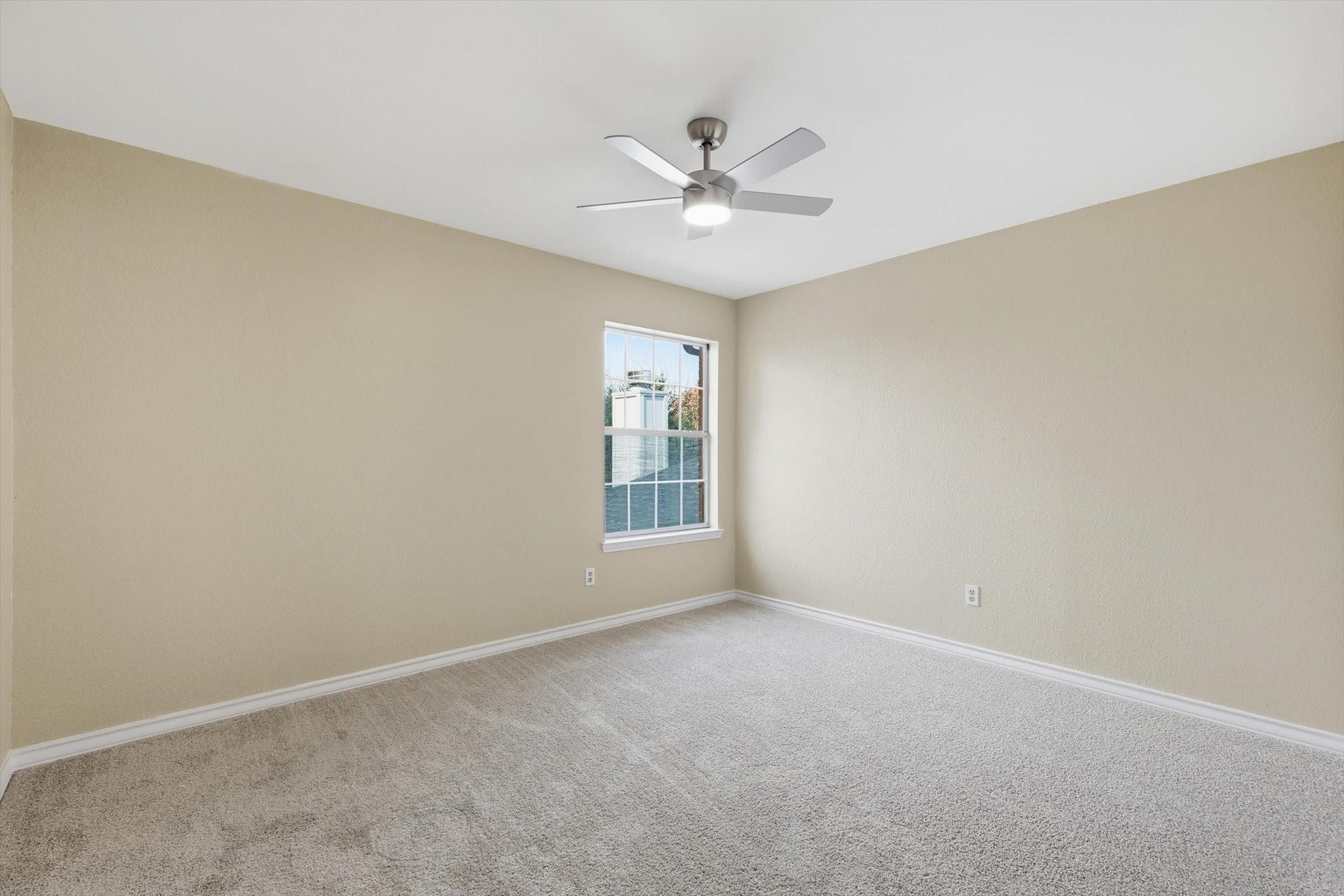 6204 Kingswood Drive Arlington TX 76001
