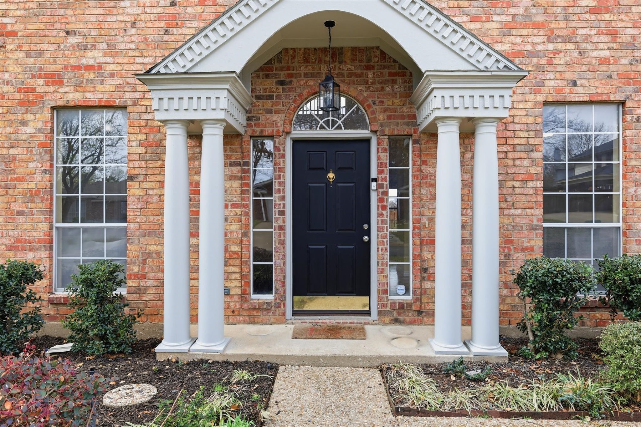 6204 Kingswood Drive Arlington TX 76001