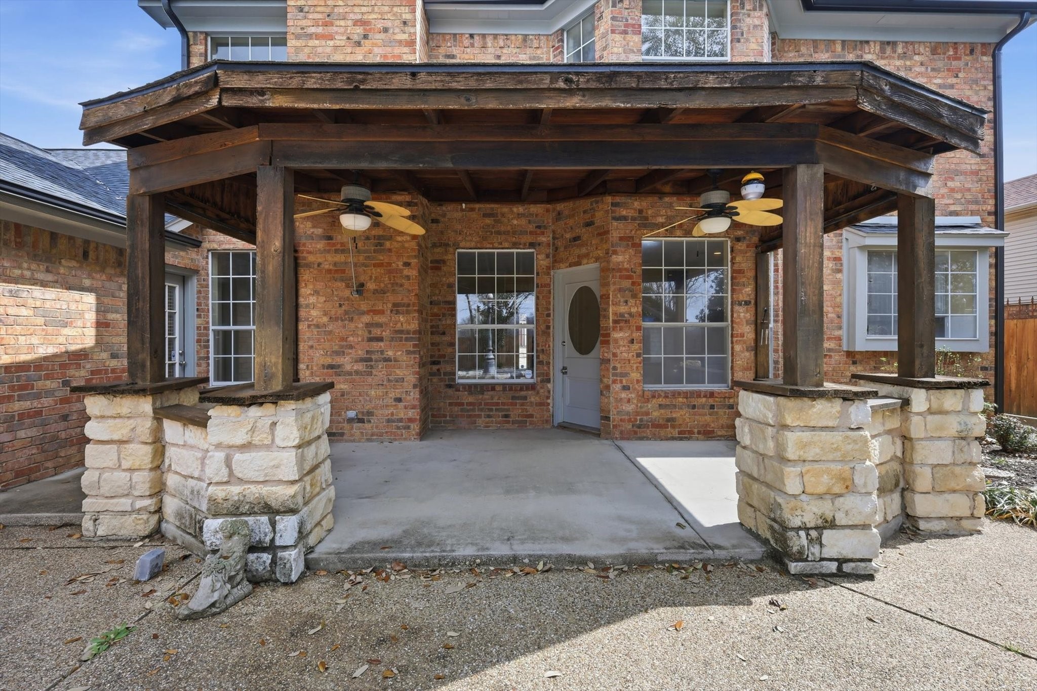6204 Kingswood Drive Arlington TX 76001