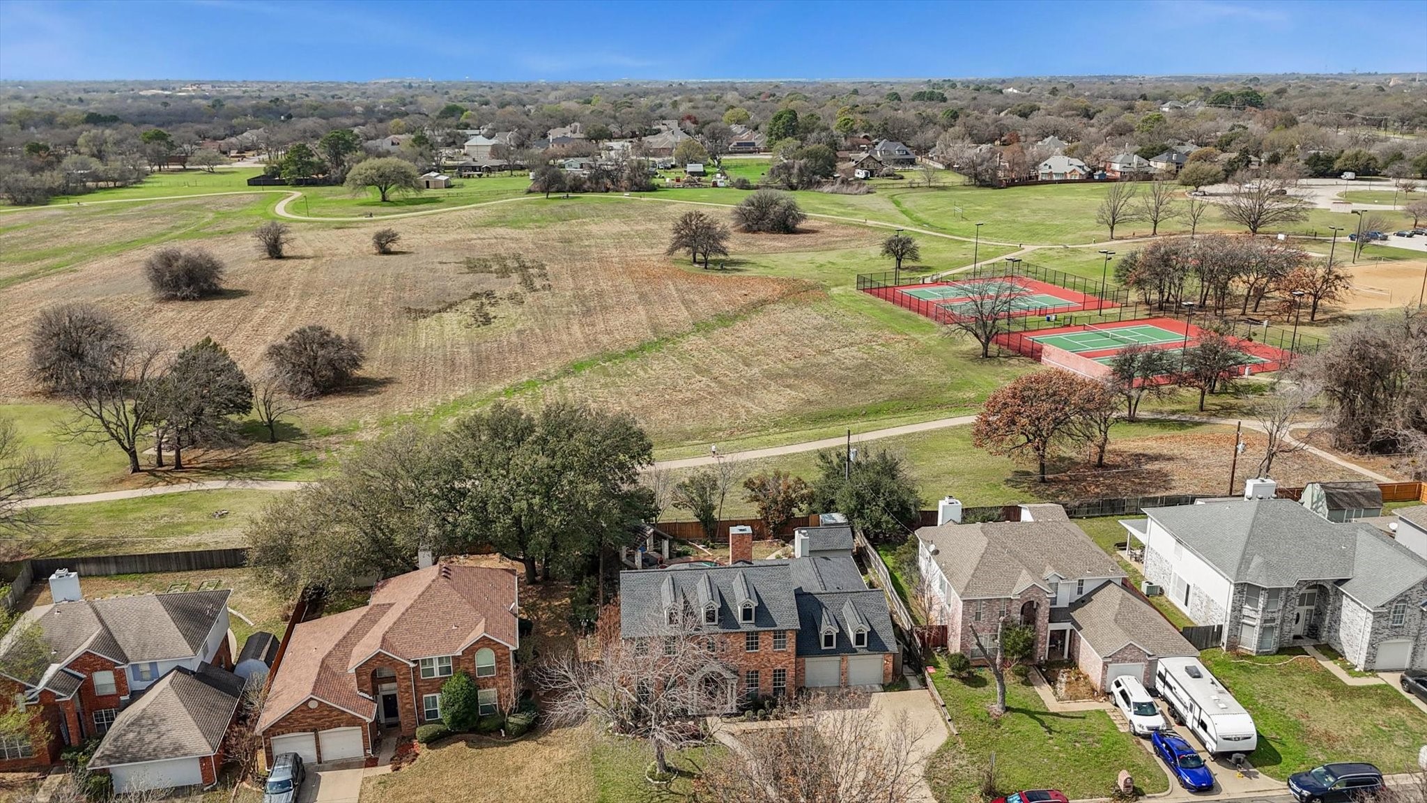 6204 Kingswood Drive Arlington TX 76001