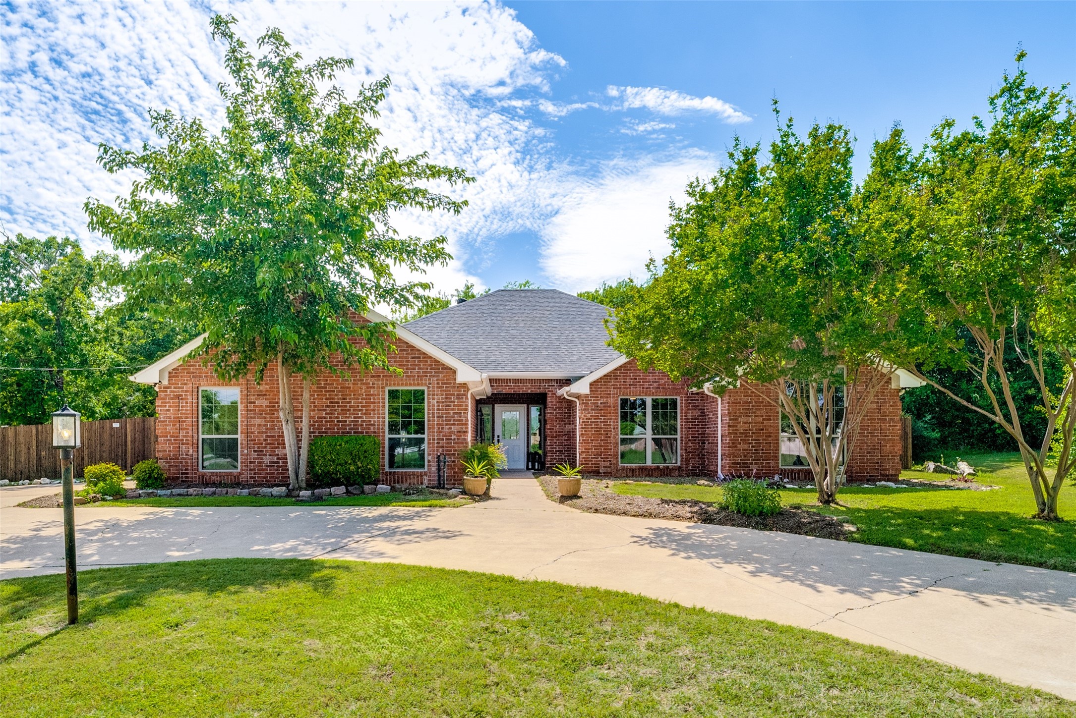 4110 Country Lane Granbury TX 76048