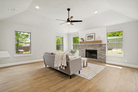 4110 Country Lane Granbury TX 76048
