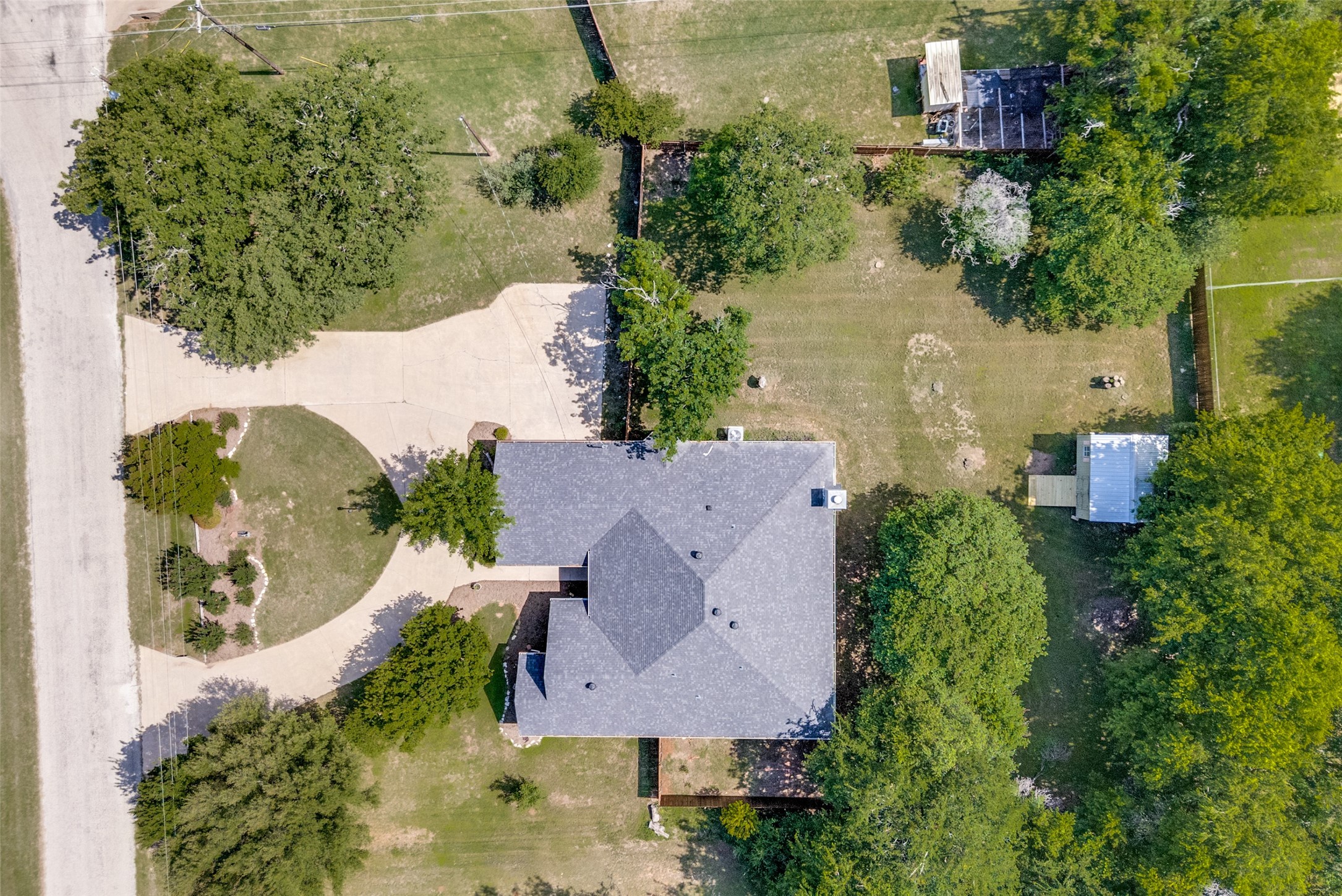 4110 Country Lane Granbury TX 76048