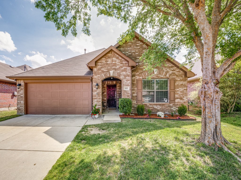 809 Hawk Valley Drive Little Elm TX 75068