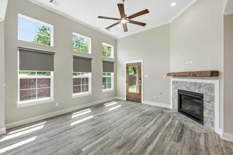 207 Wilson Street Lake Dallas TX 75065
