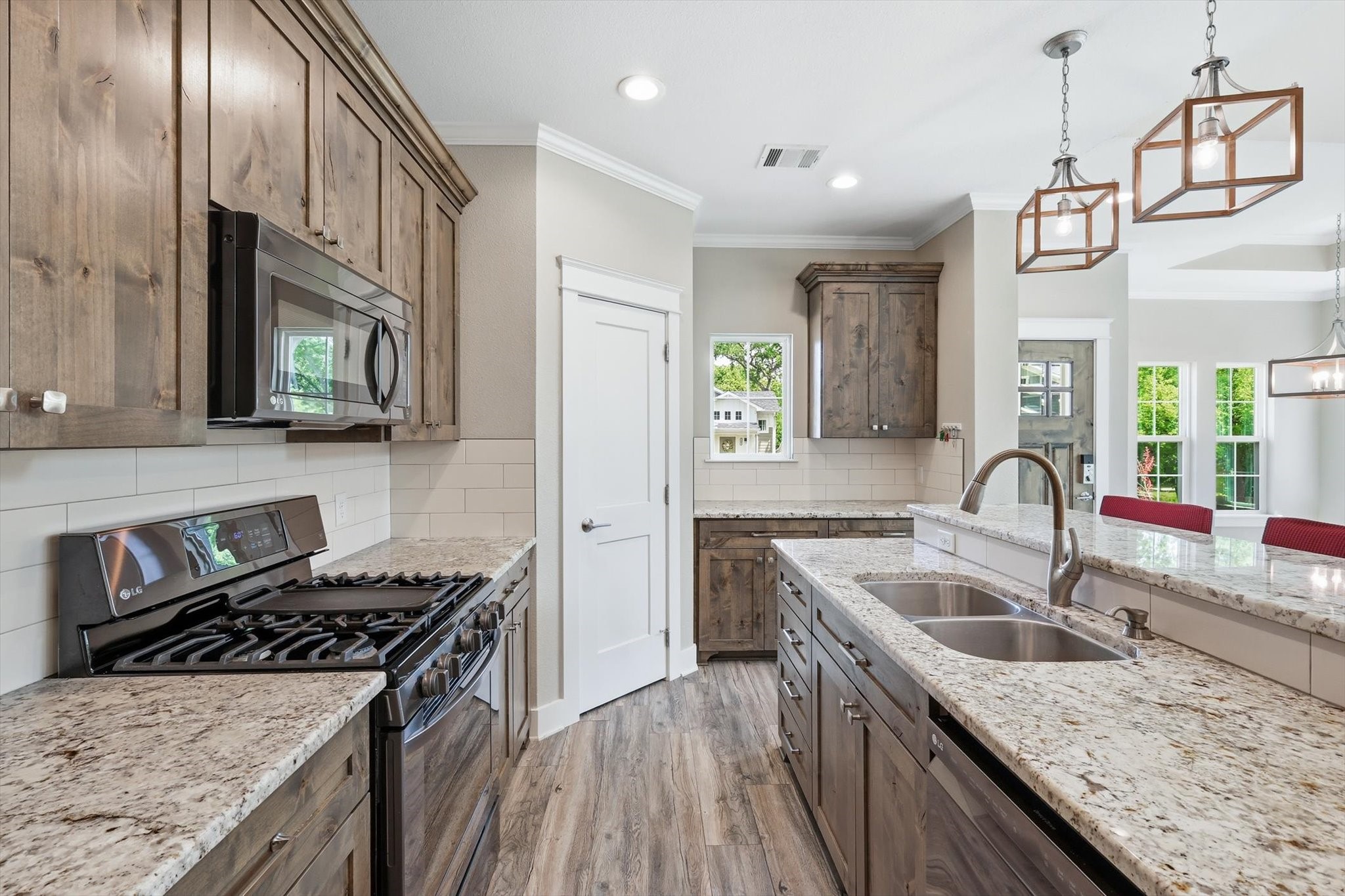 207 Wilson Street Lake Dallas TX 75065