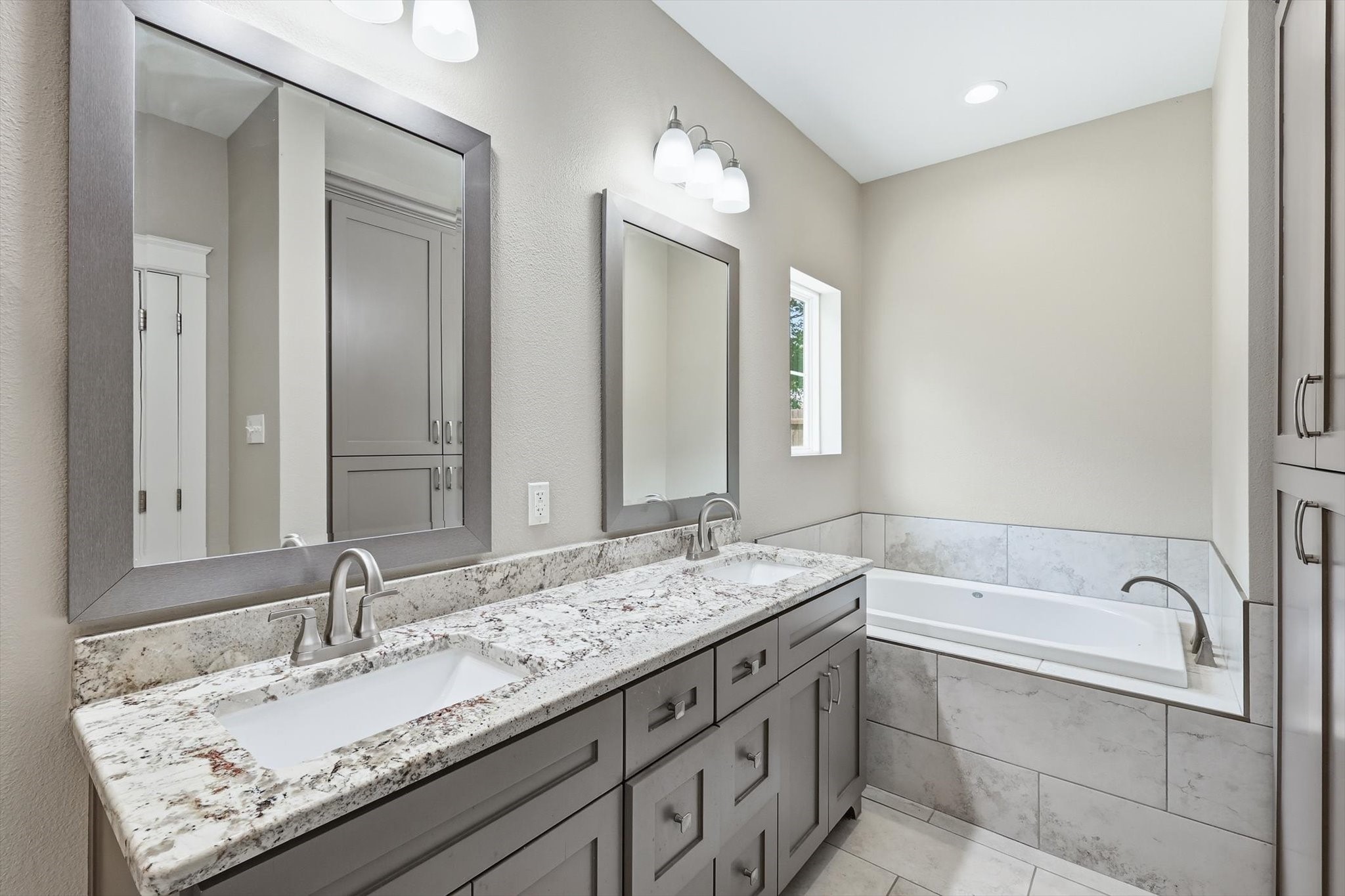 207 Wilson Street Lake Dallas TX 75065
