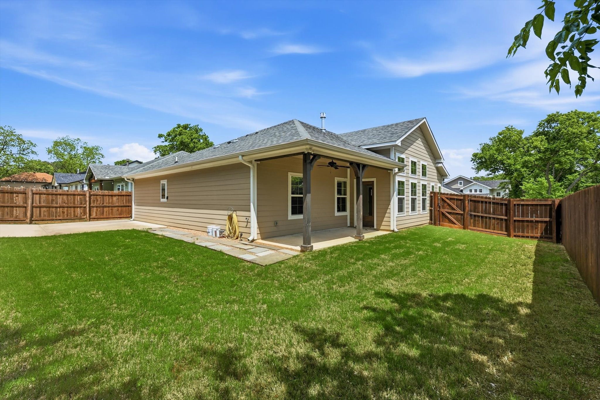207 Wilson Street Lake Dallas TX 75065