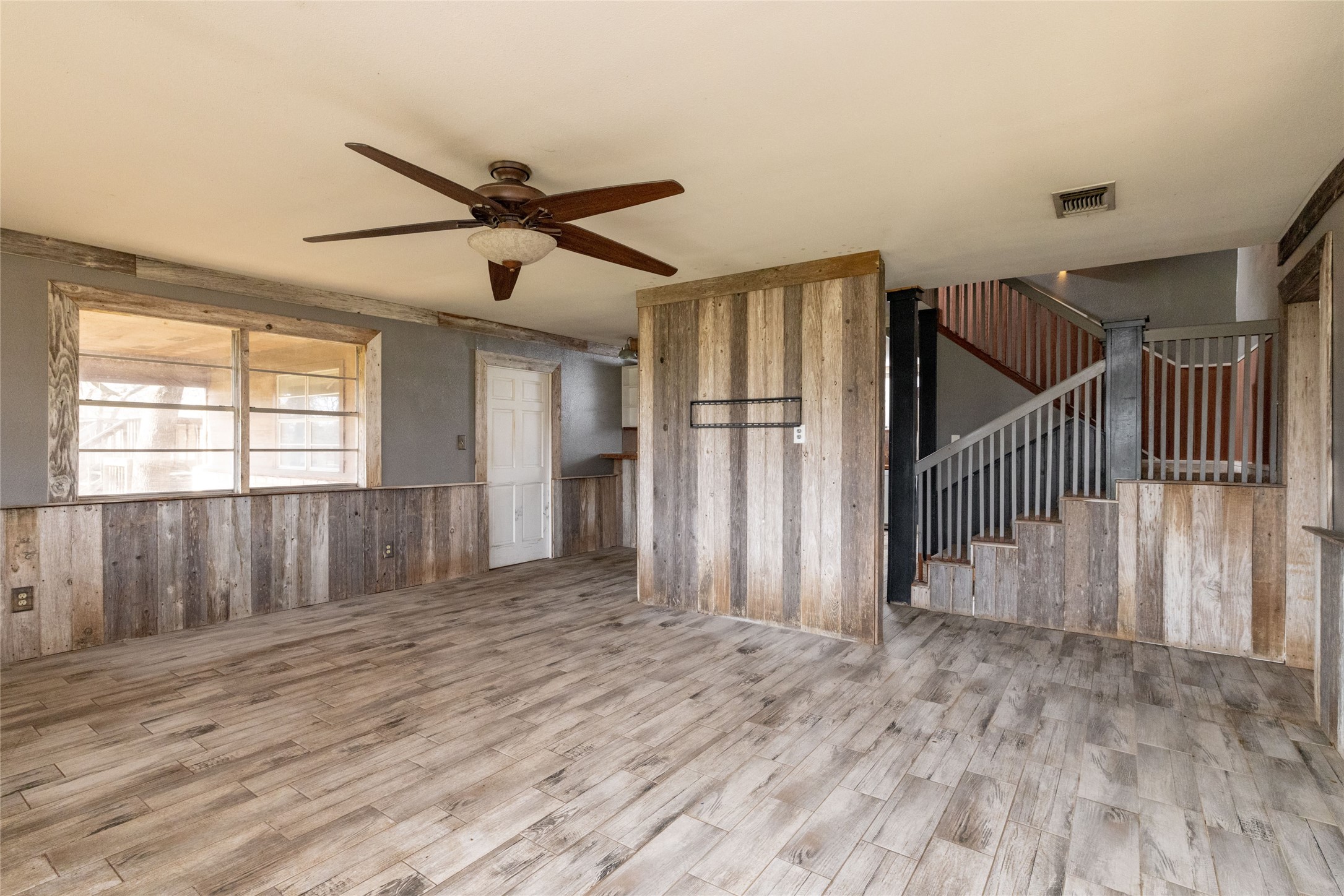 1502 Center Point Road Weatherford TX 76087