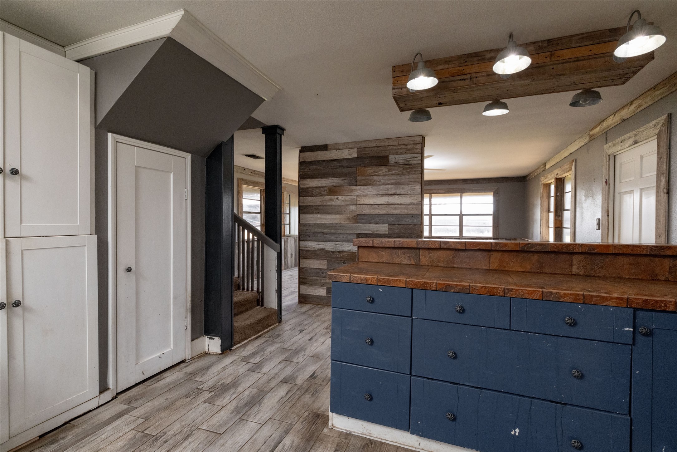 1502 Center Point Road Weatherford TX 76087