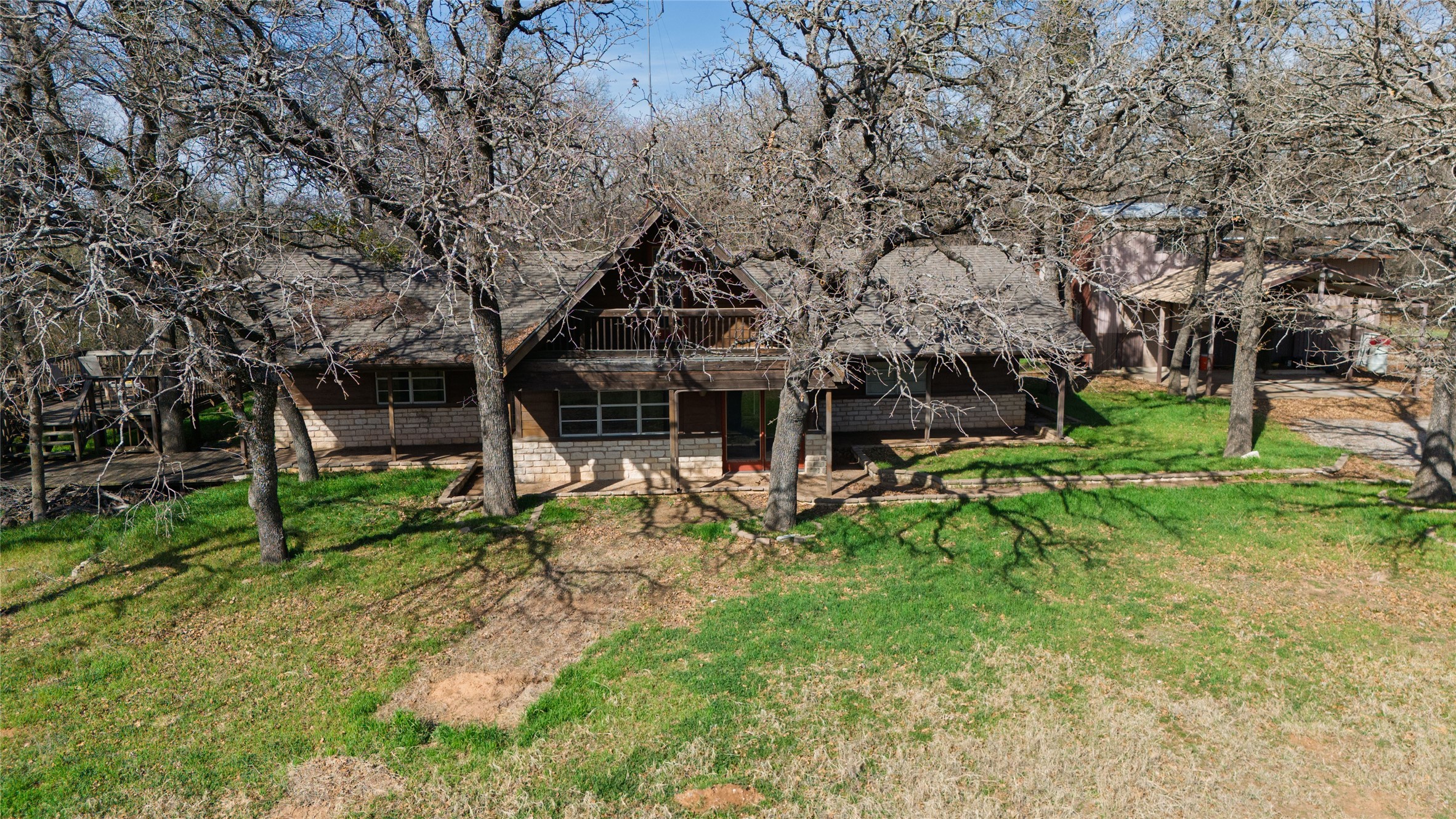 1502 Center Point Road Weatherford TX 76087