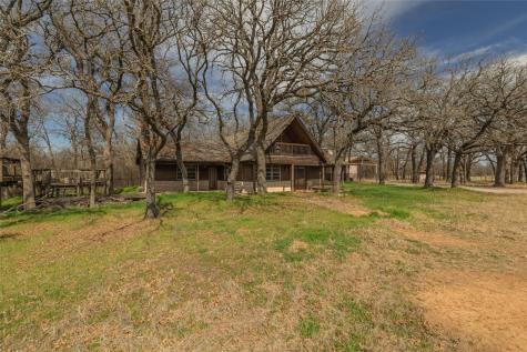 1502 Center Point Road Weatherford TX 76087