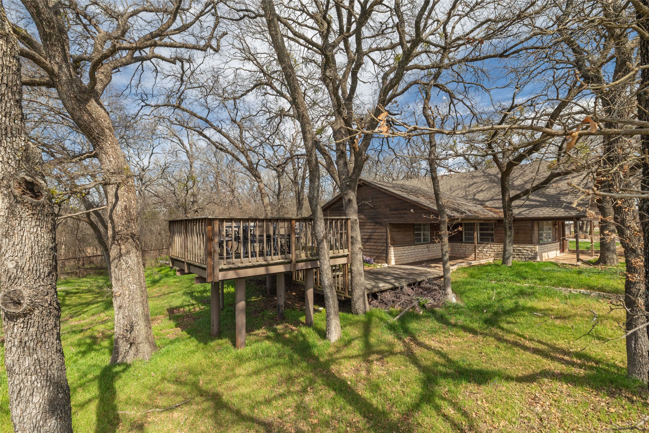 1502 Center Point Road Weatherford TX 76087