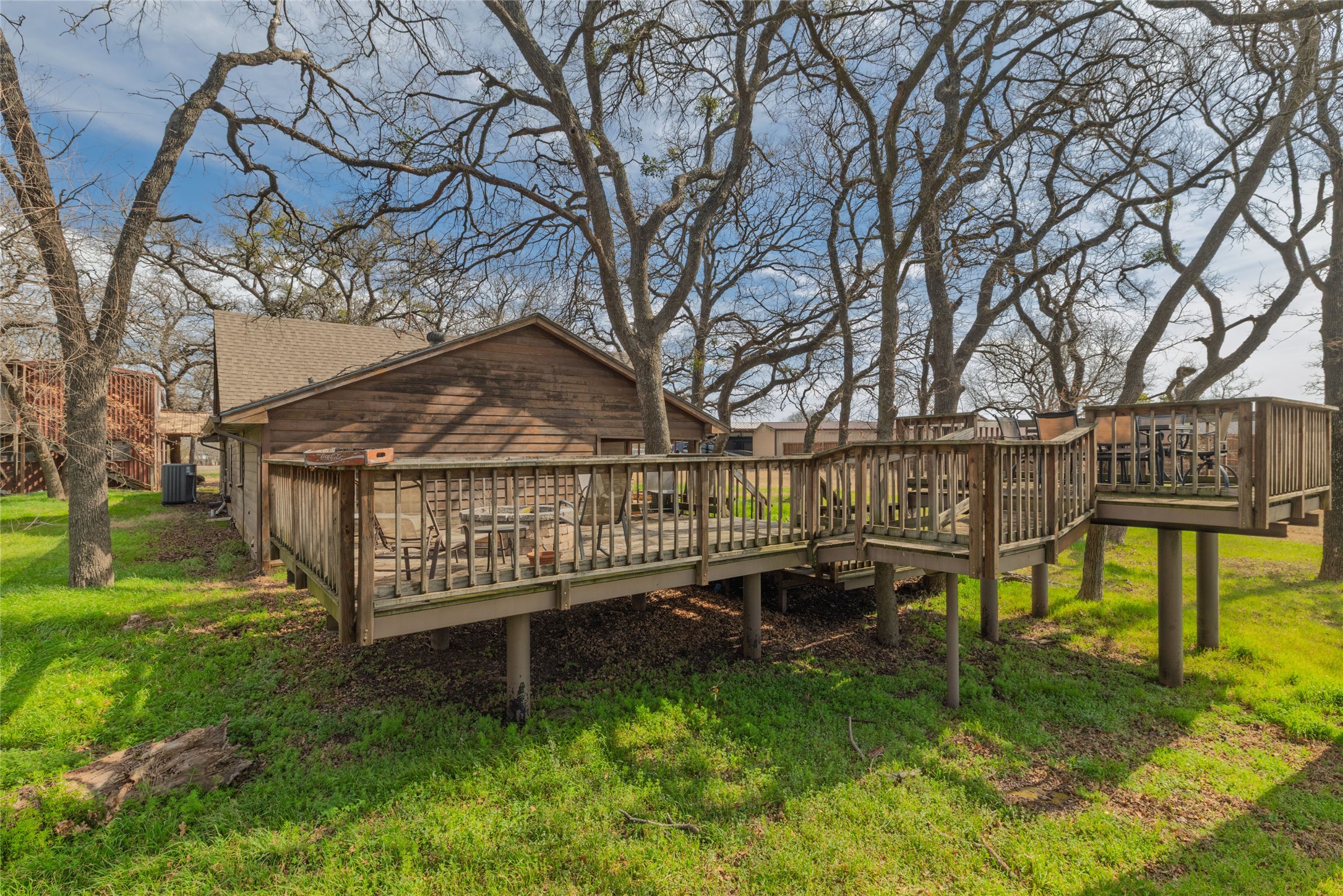1502 Center Point Road Weatherford TX 76087