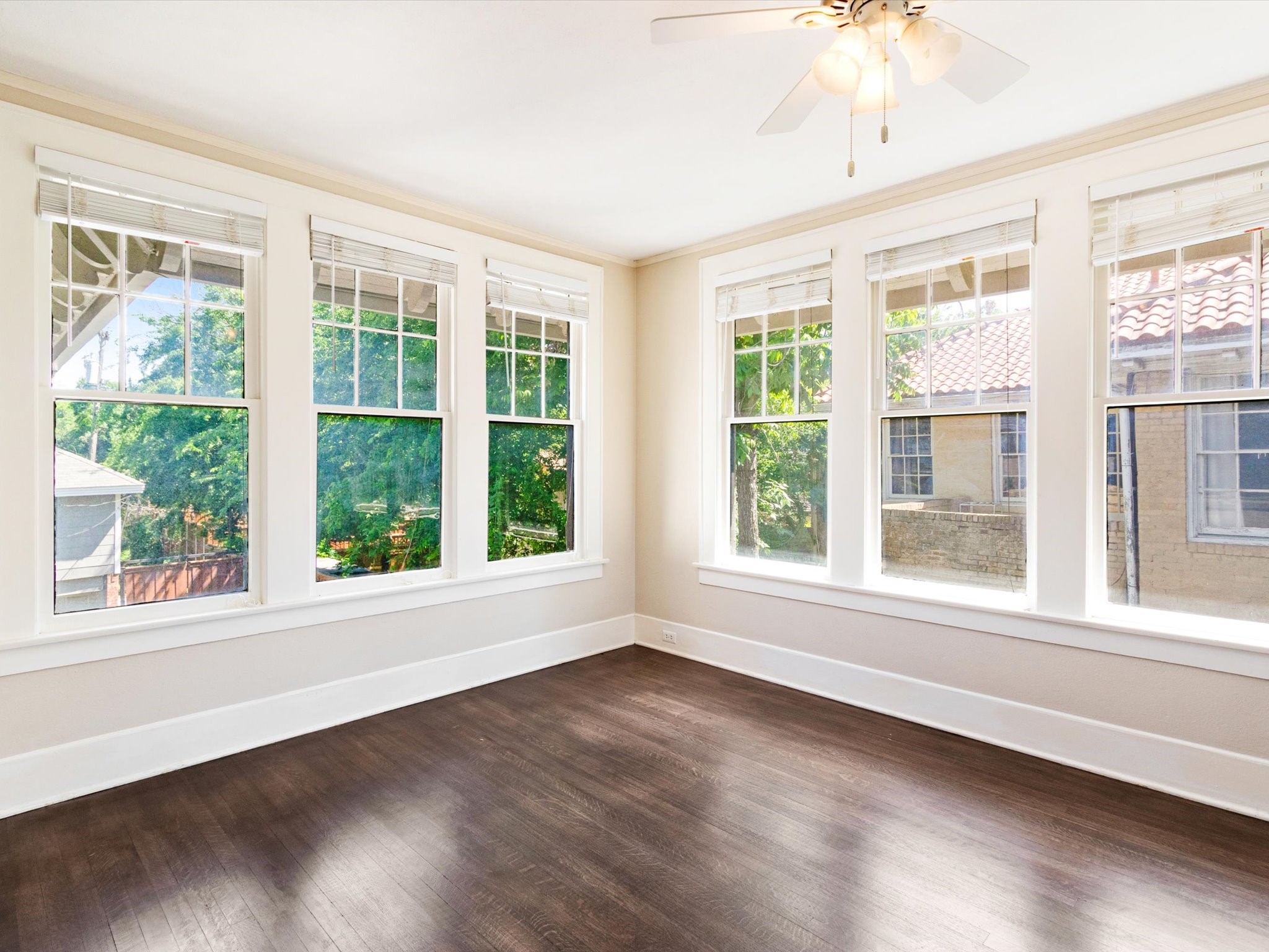 6116 Gaston Avenue Dallas TX 75214
