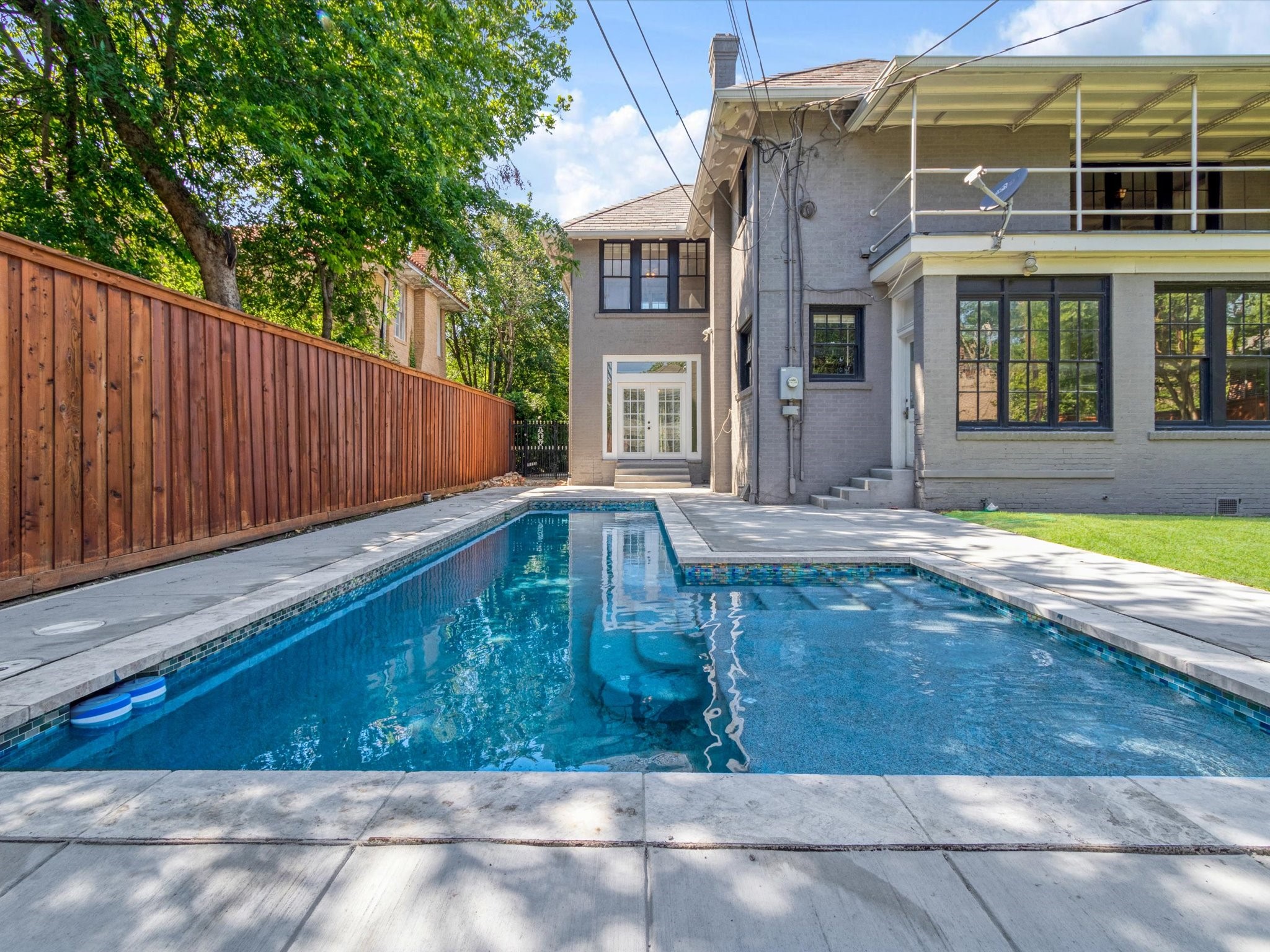 6116 Gaston Avenue Dallas TX 75214