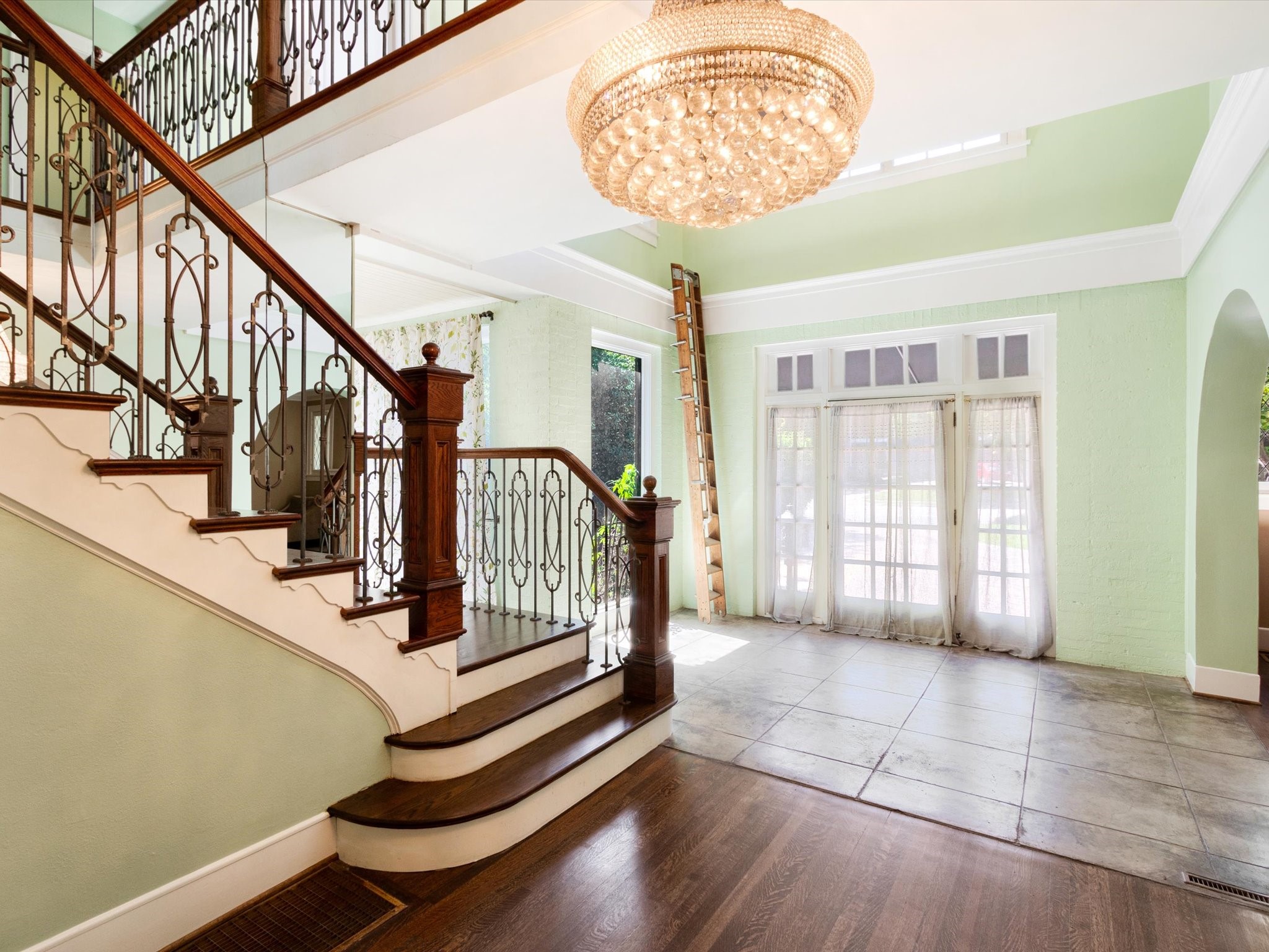 6116 Gaston Avenue Dallas TX 75214