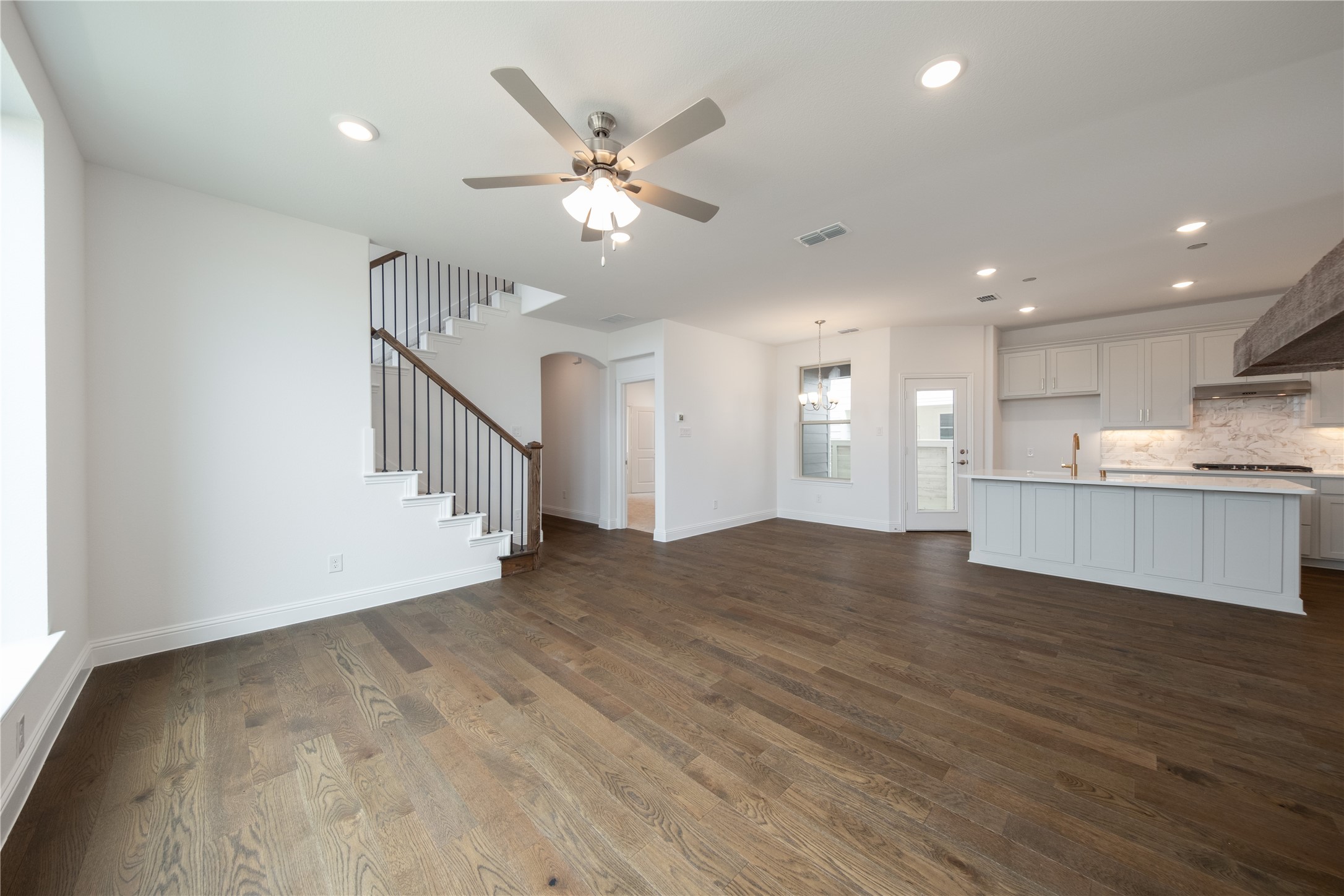 8805 Acorn Avenue Justin TX 76247