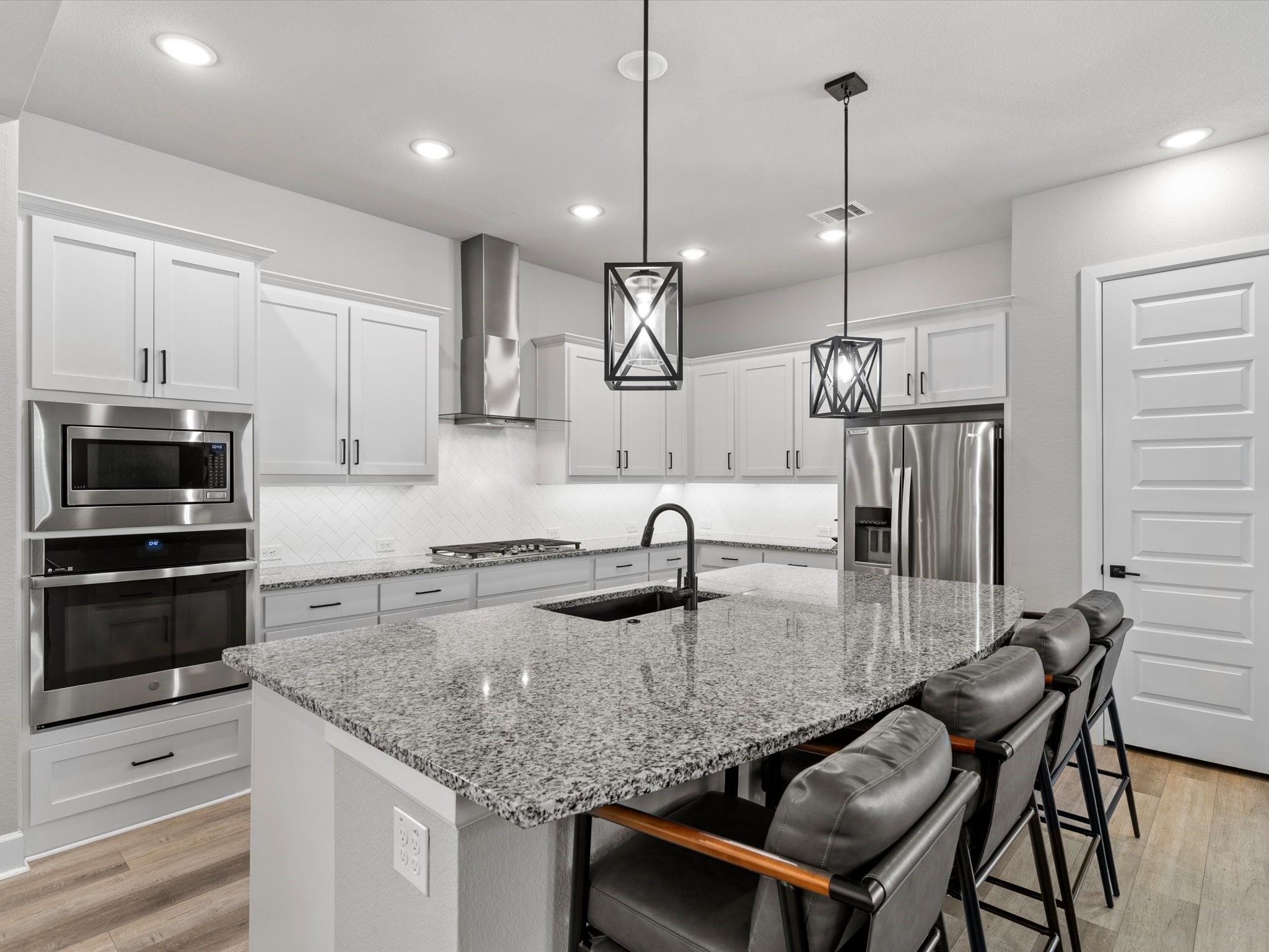 8805 Grand Avenue North Richland Hills TX 76180