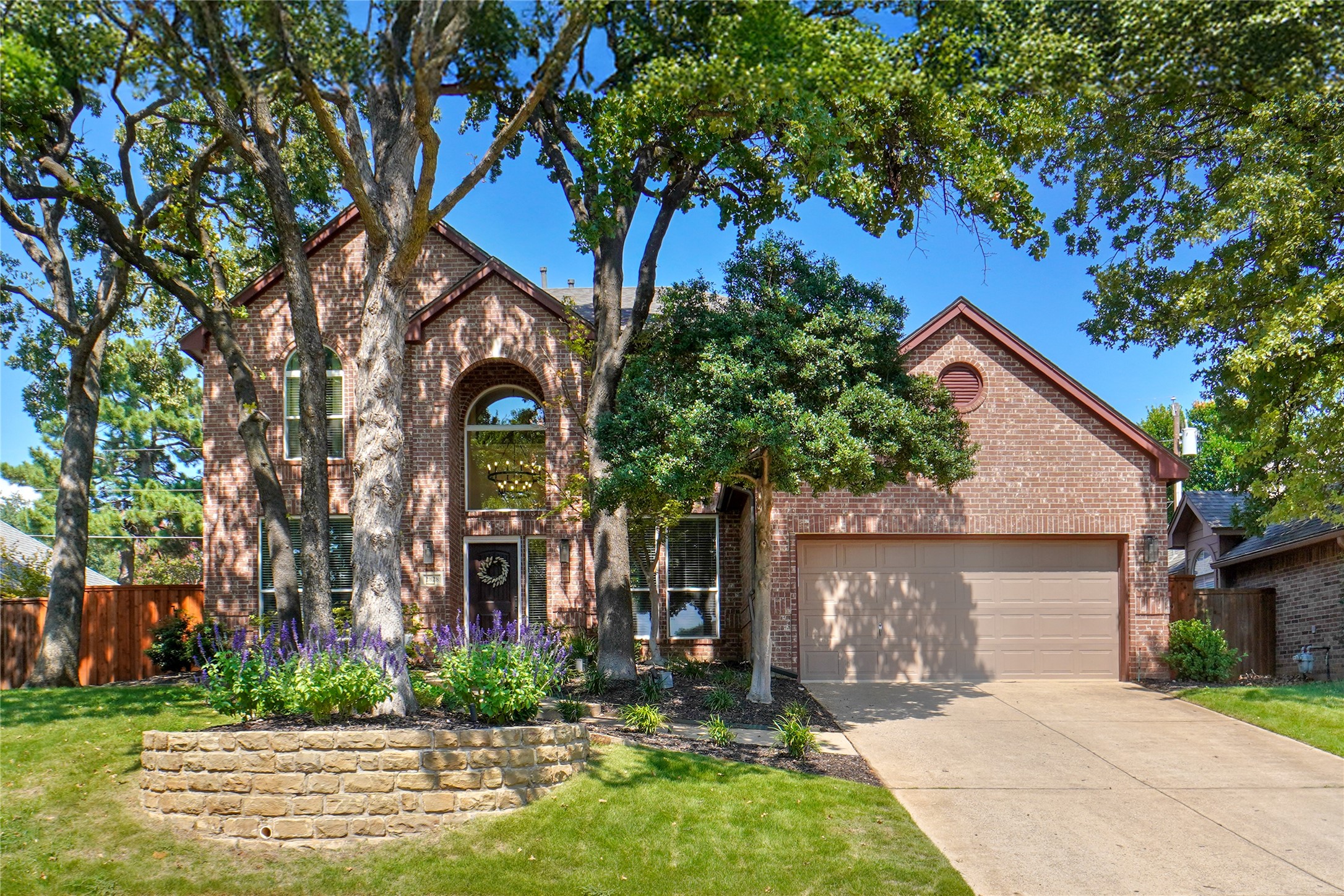 2828 Northwood Street Grapevine TX 76051