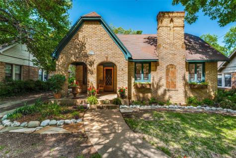 1323 S Montreal Avenue Dallas TX 75208