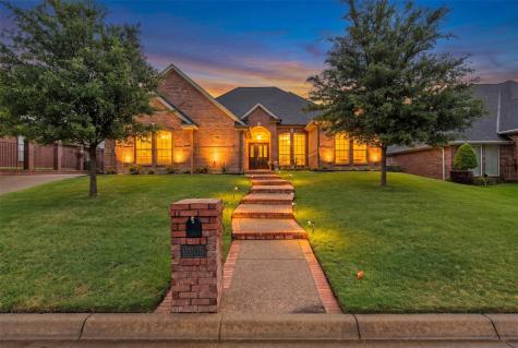 6205 Skylark Circle North Richland Hills TX 76180