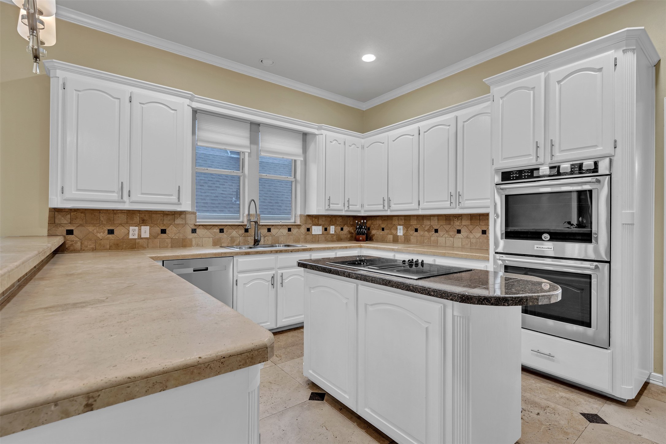 6205 Skylark Circle North Richland Hills TX 76180