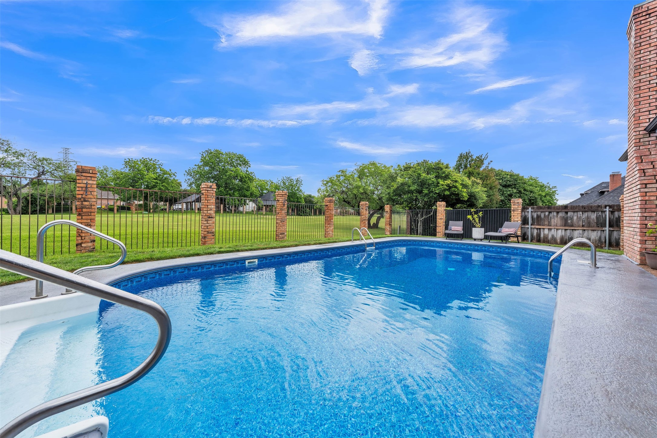 6205 Skylark Circle North Richland Hills TX 76180