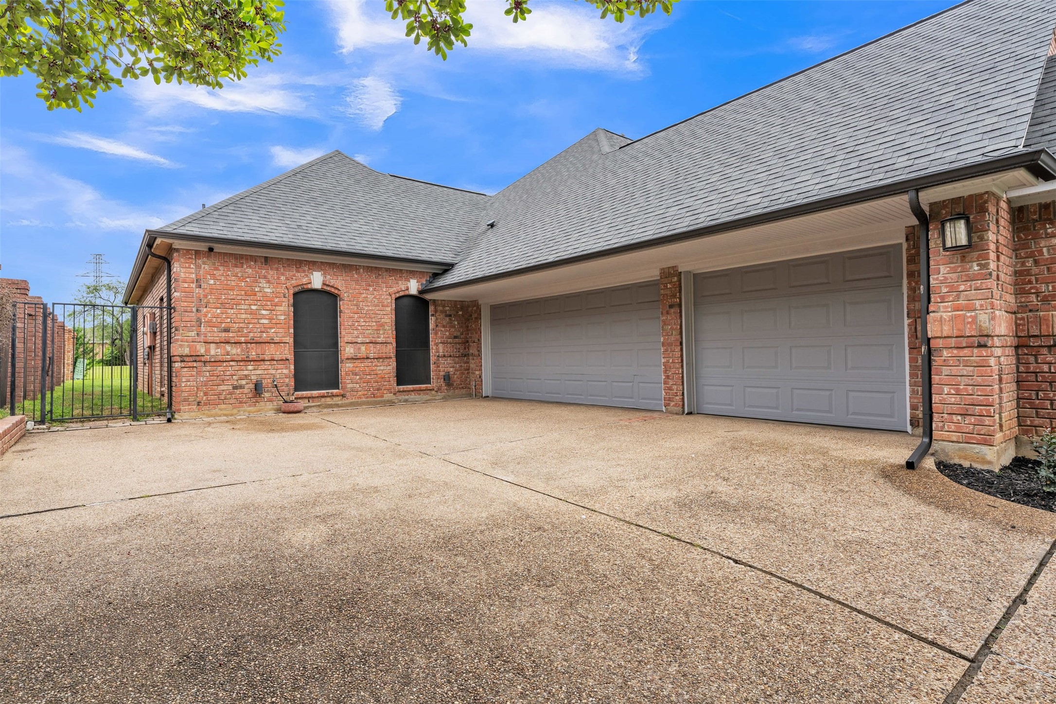 6205 Skylark Circle North Richland Hills TX 76180