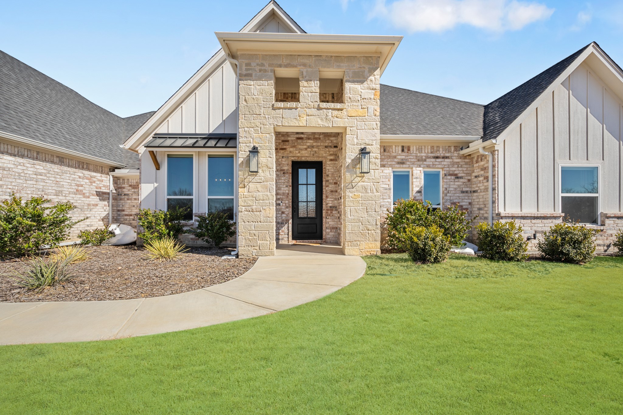 123 S Silver Saddle Trail Weatherford TX 76087