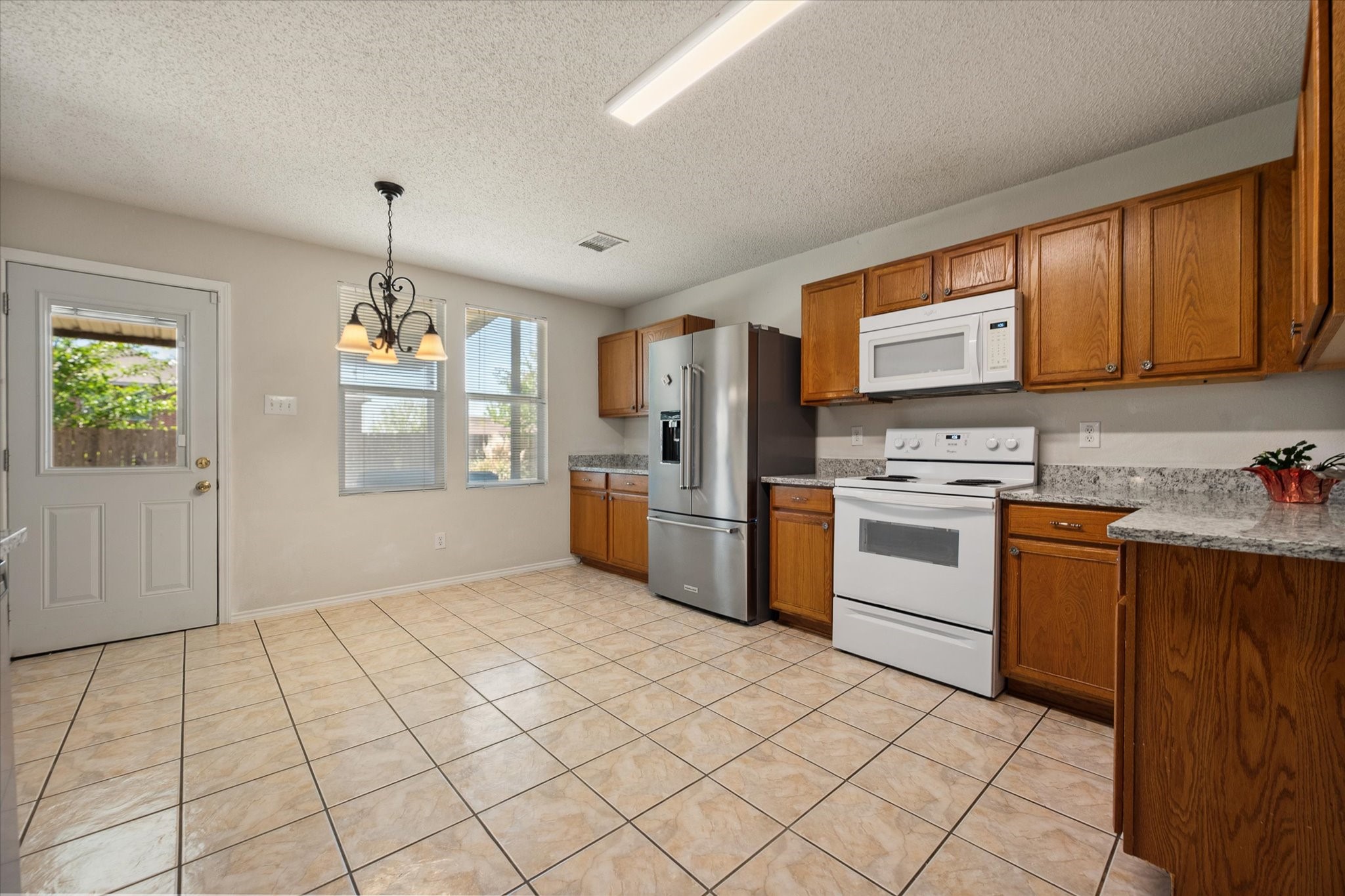 2139 Hacienda Court Grand Prairie TX 75052