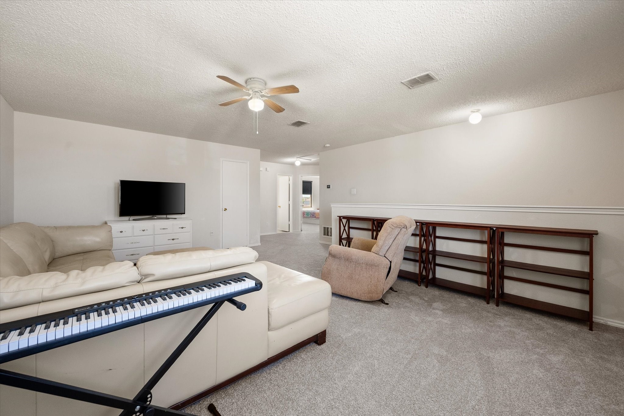2139 Hacienda Court Grand Prairie TX 75052
