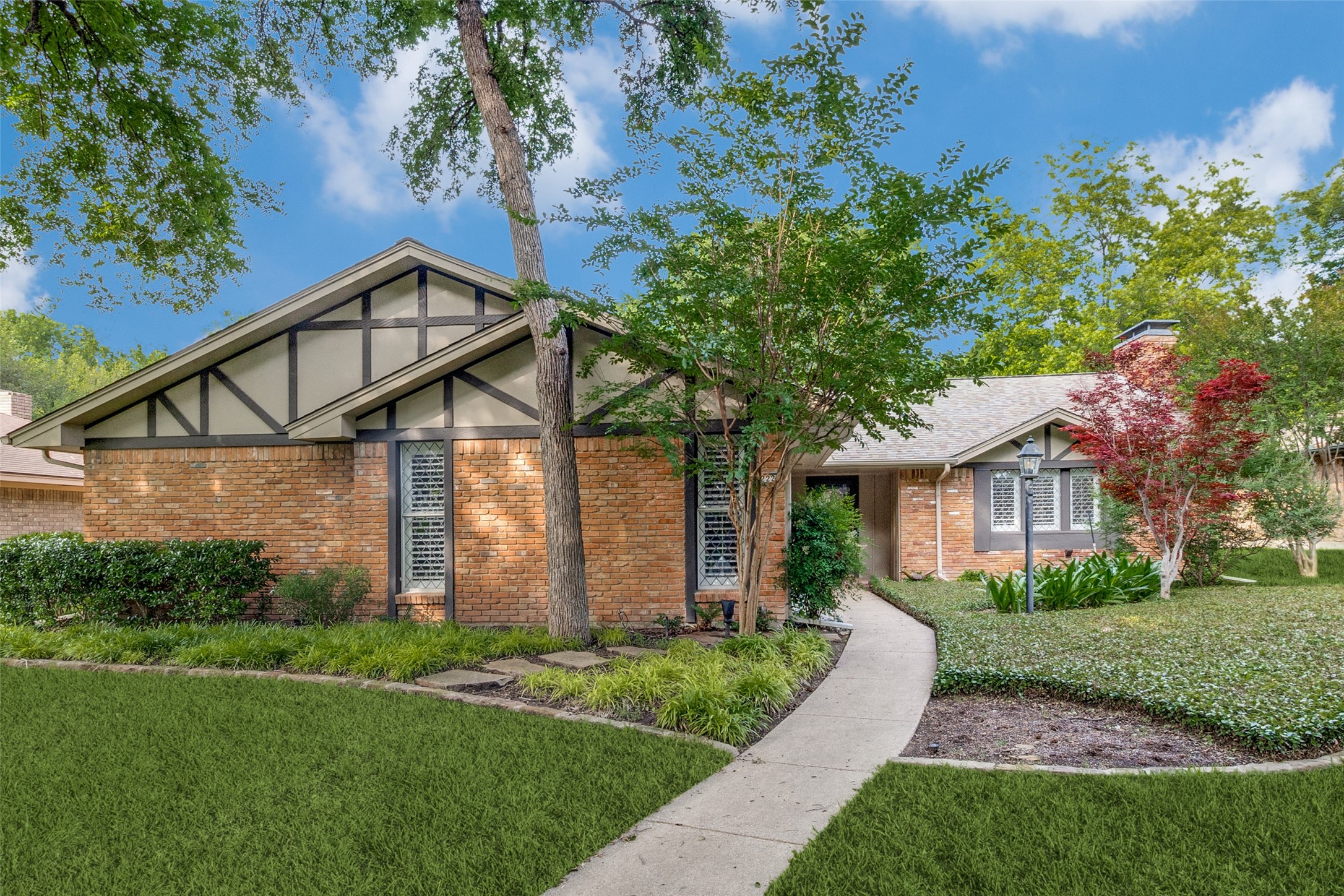 2223 Dorrington Drive Dallas TX 75228